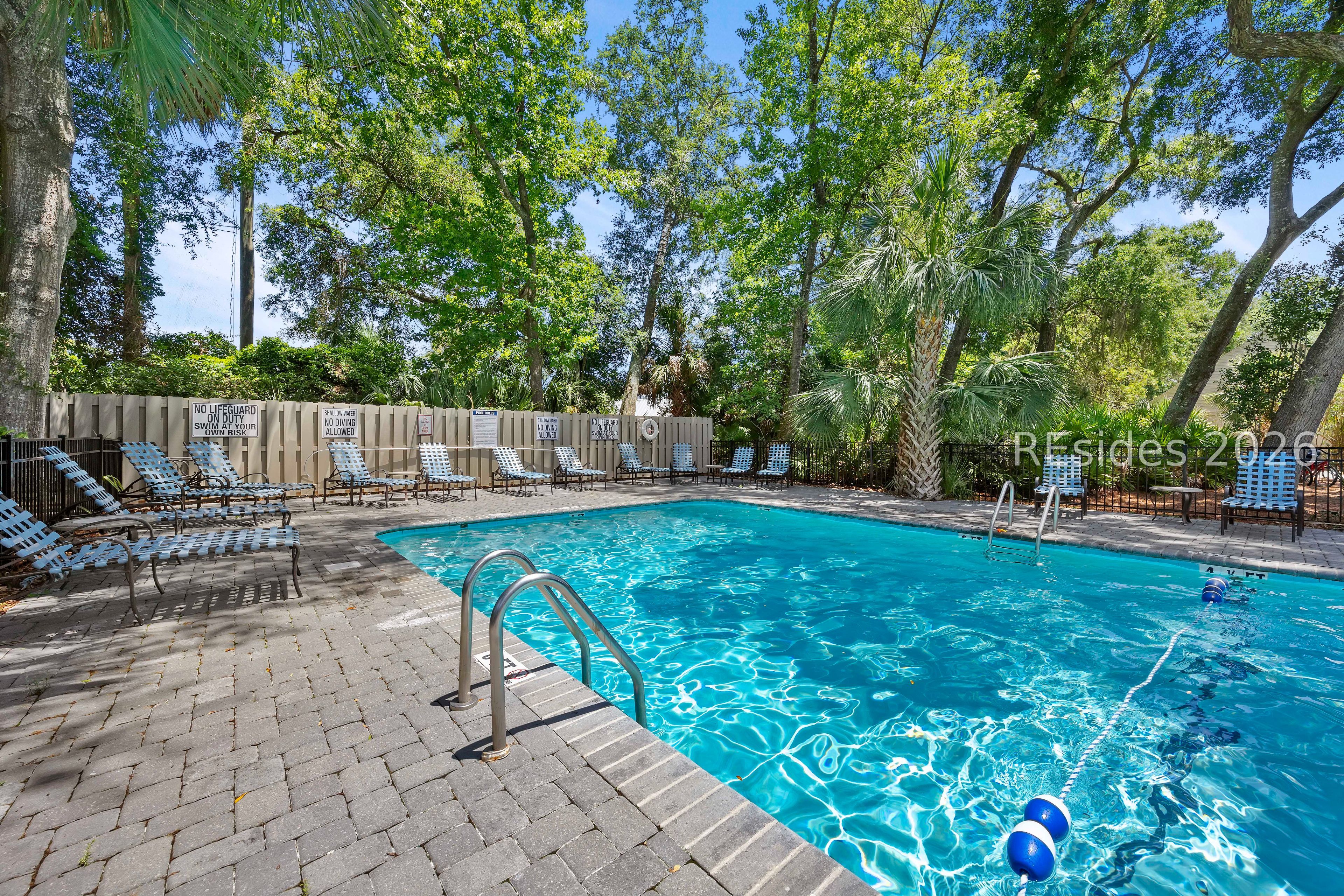45 Queens Folly Road Unit: 640