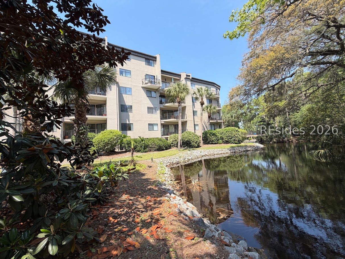 10 S Forest Beach Drive Unit: 104