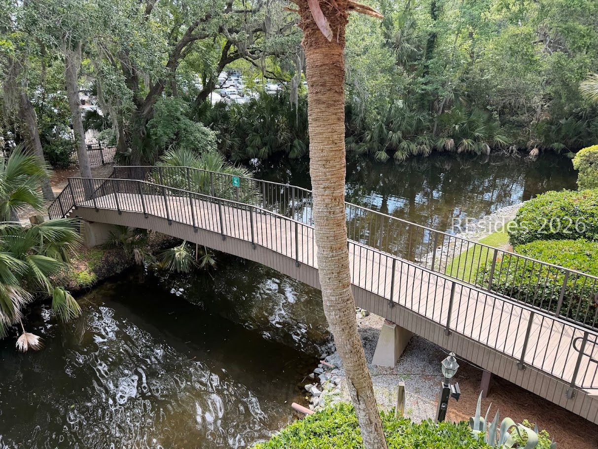 10 S Forest Beach Drive Unit: 104