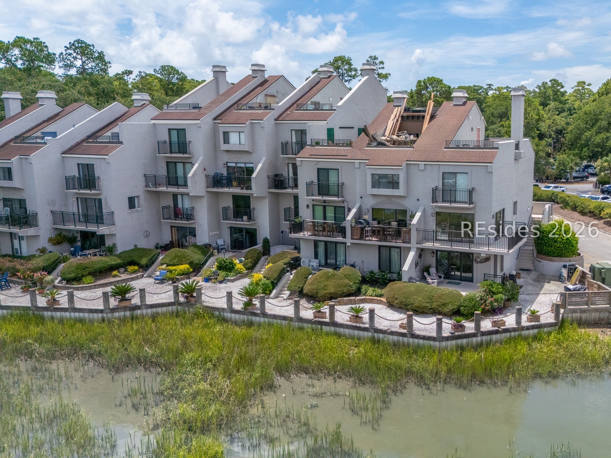 90 Helmsman Way Unit: 101B