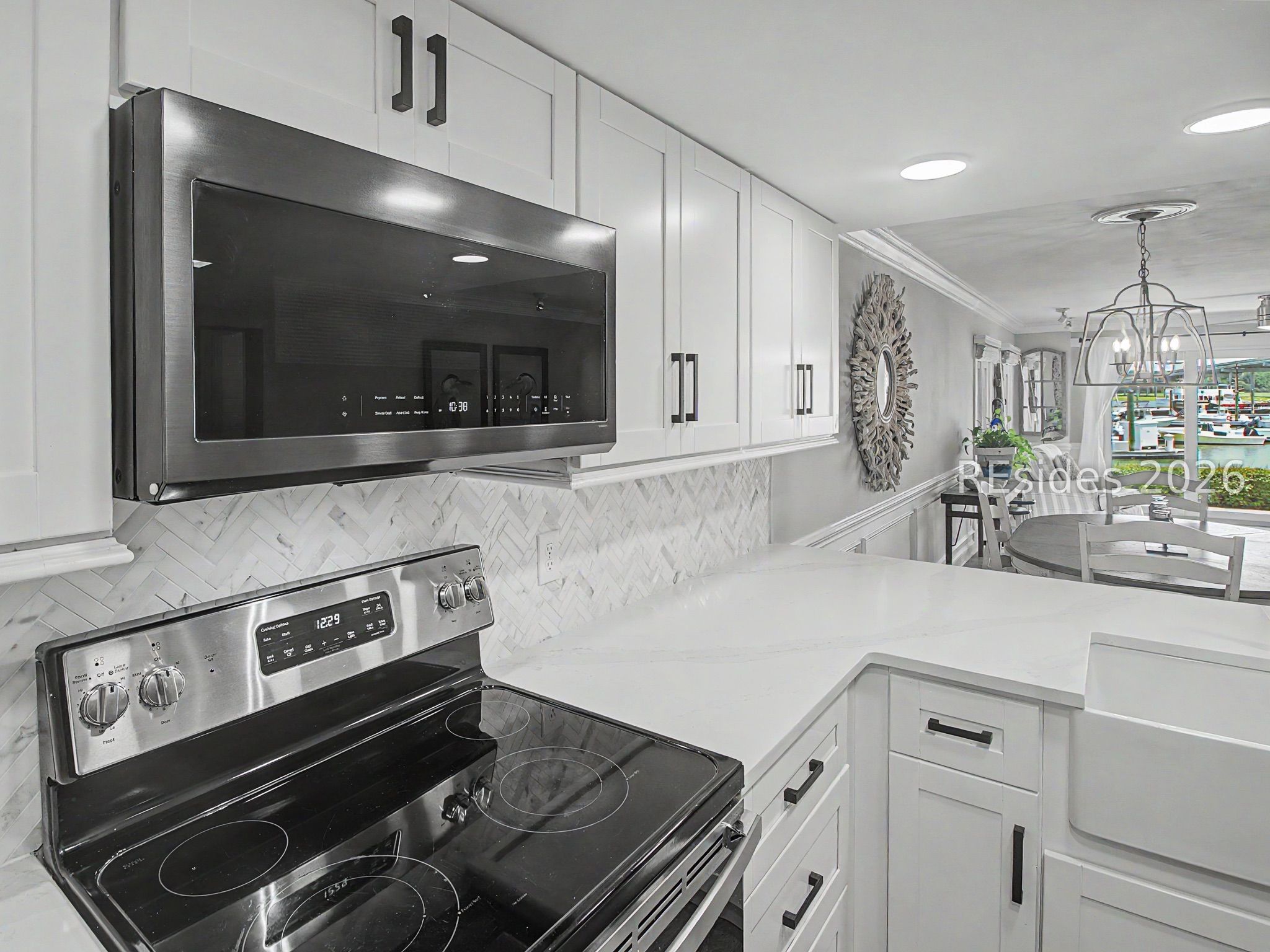 90 Helmsman Way Unit: 101B