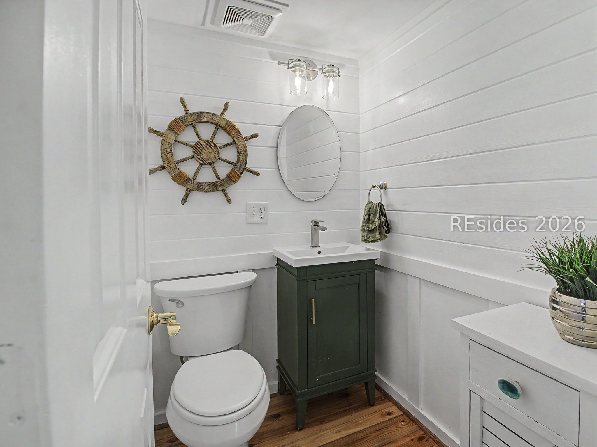 90 Helmsman Way Unit: 101B