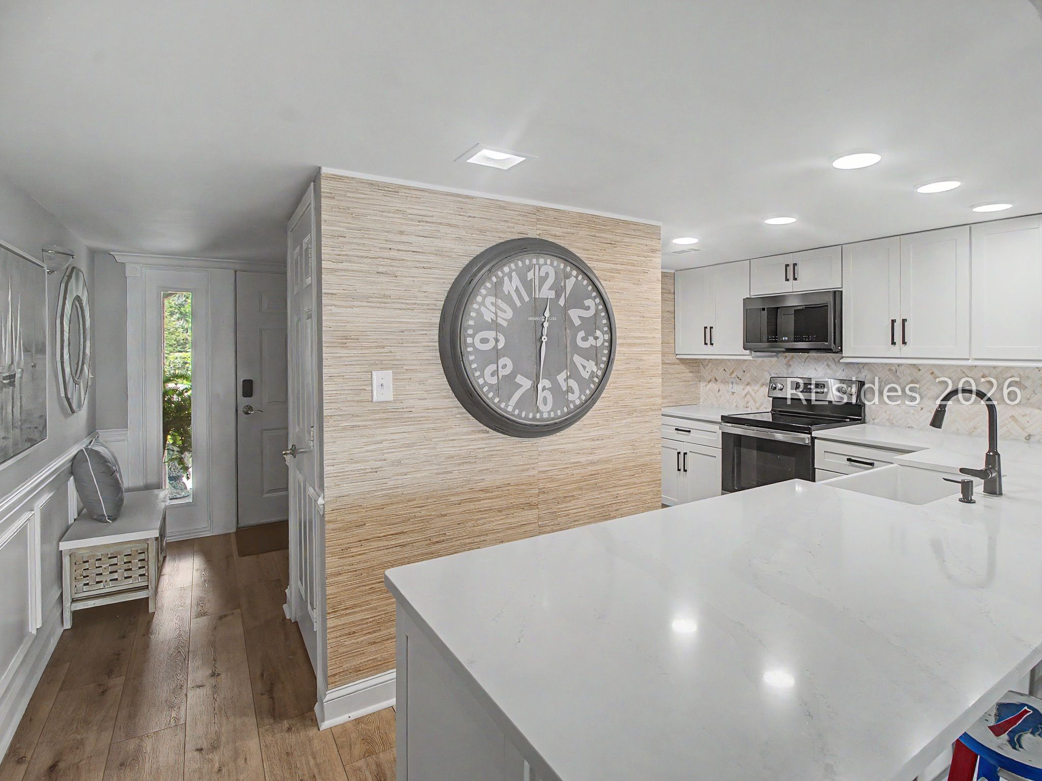 90 Helmsman Way Unit: 101B