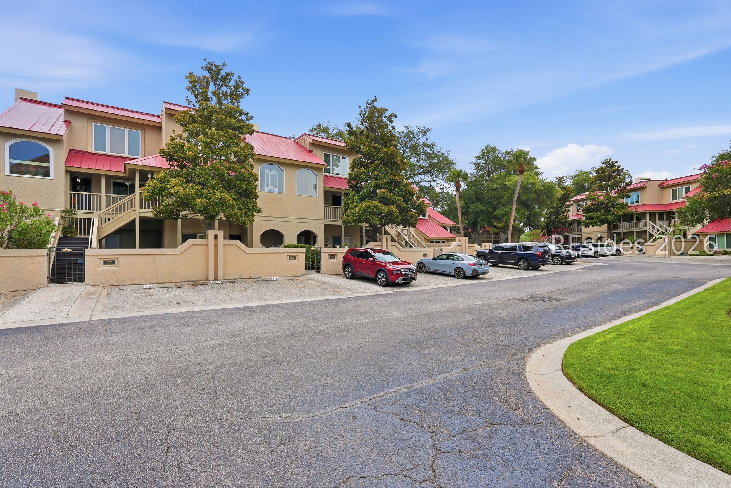 5 Newport Drive Unit: 7102