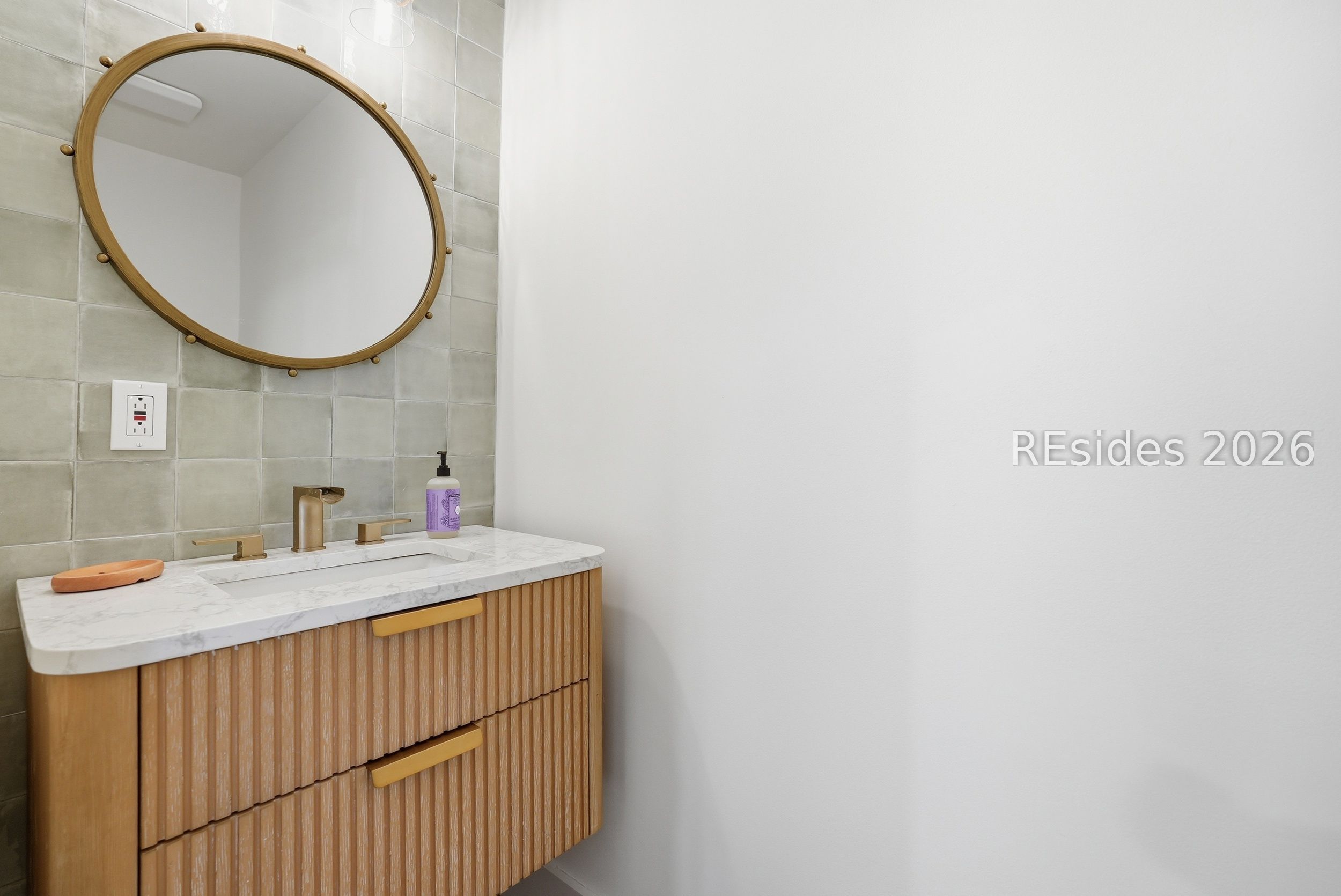 5 Newport Drive Unit: 7102