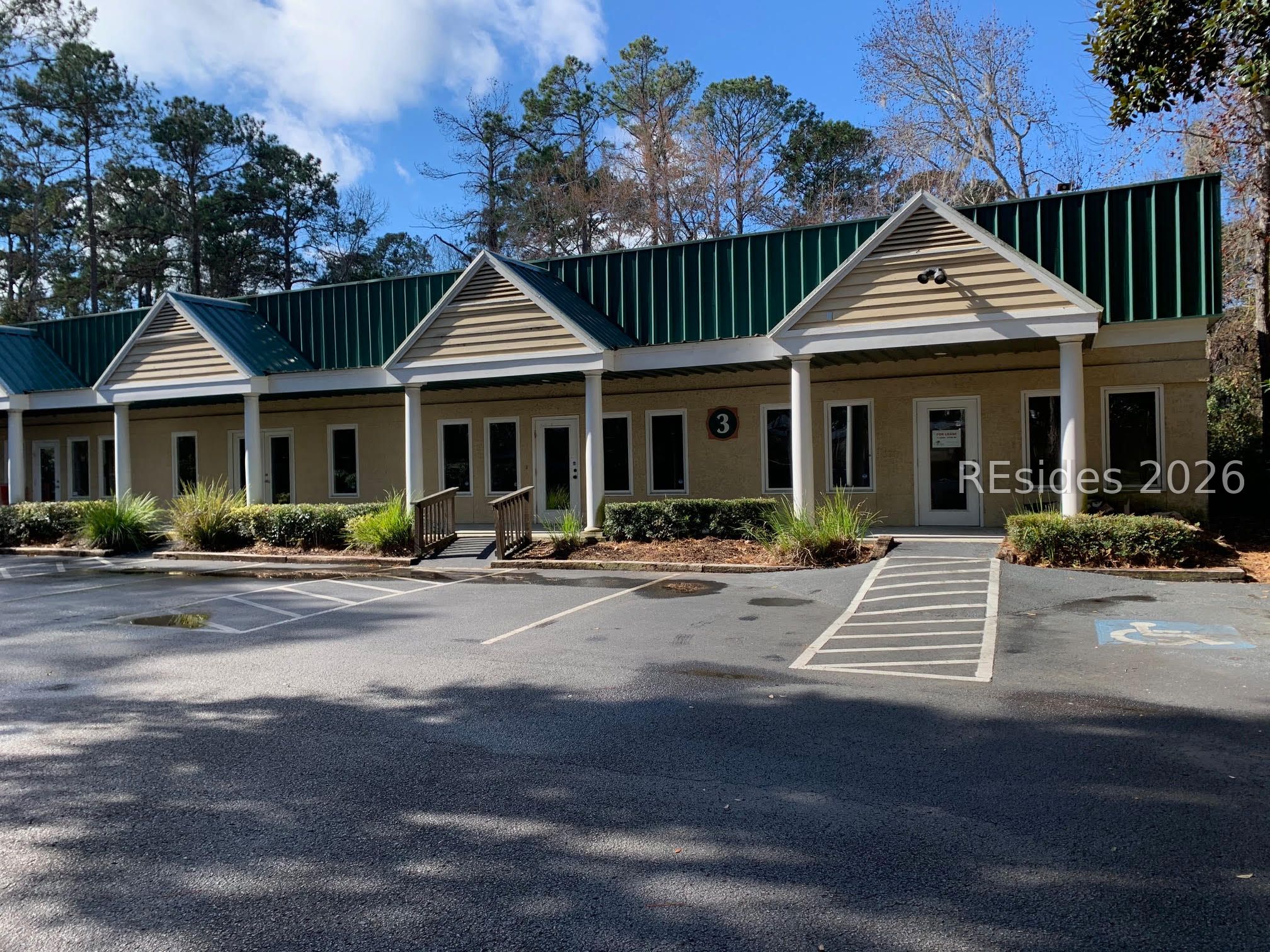 3 Mathews Court