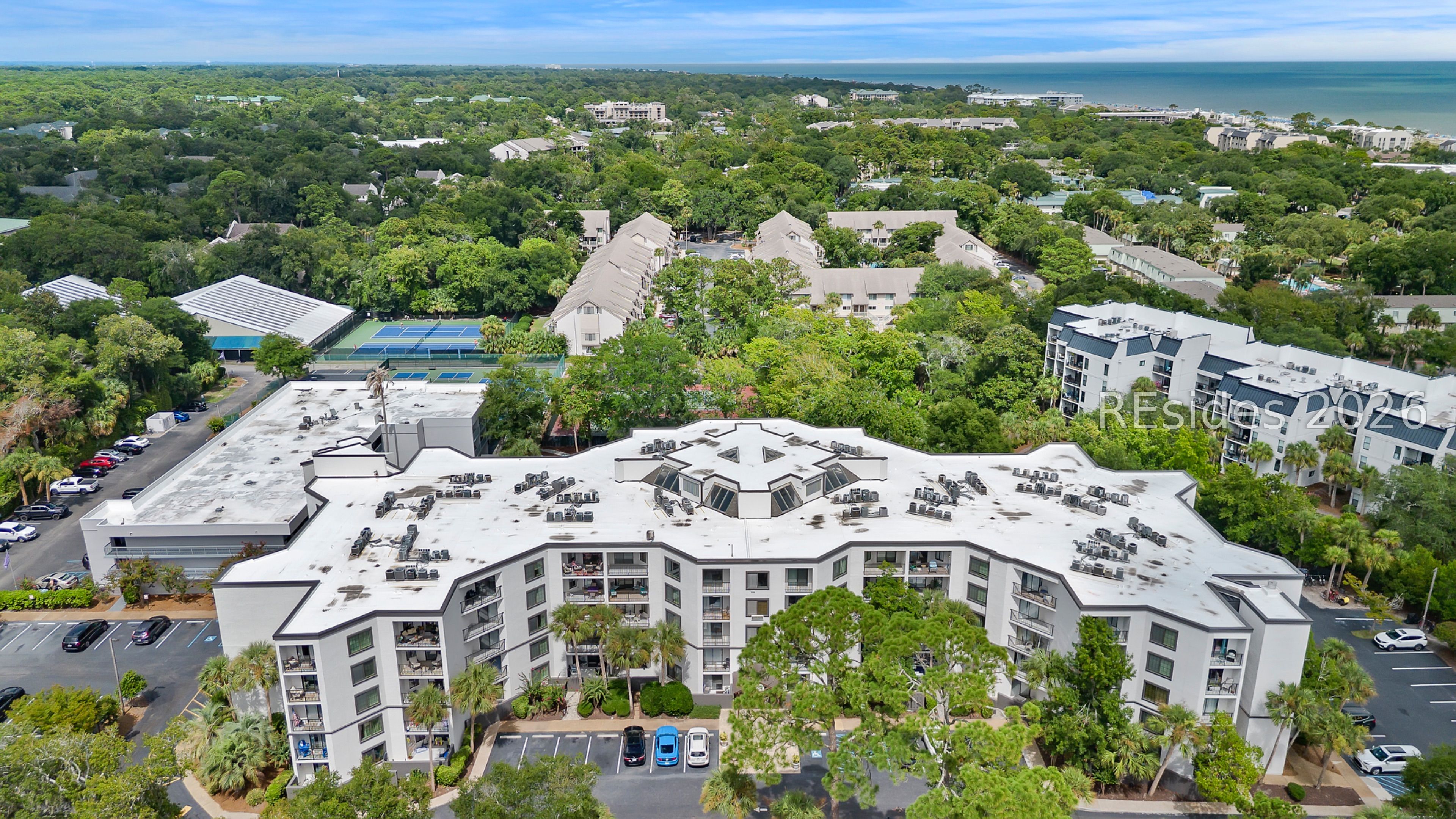 10 Lemoyne Avenue Unit: 413