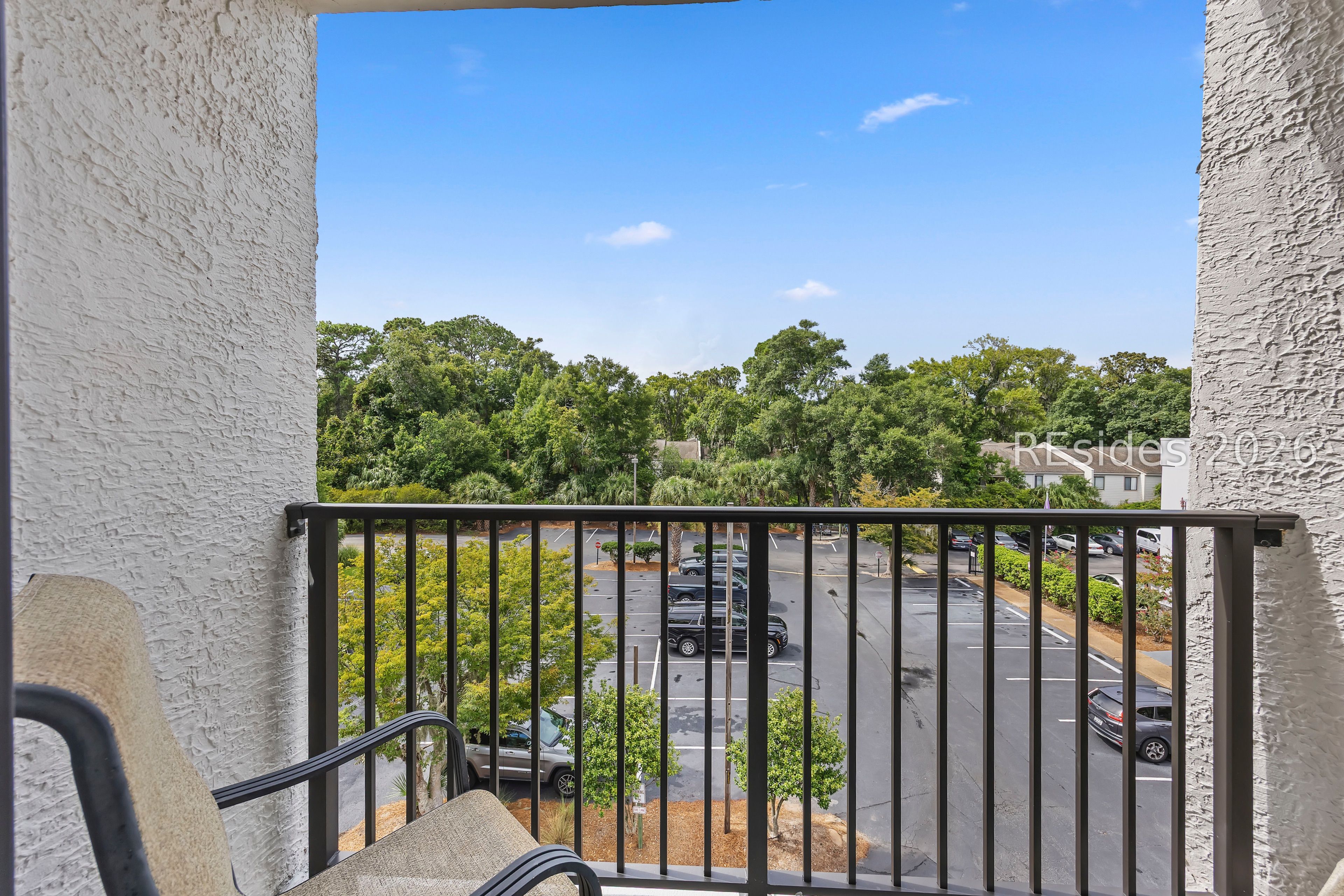 10 Lemoyne Avenue Unit: 413