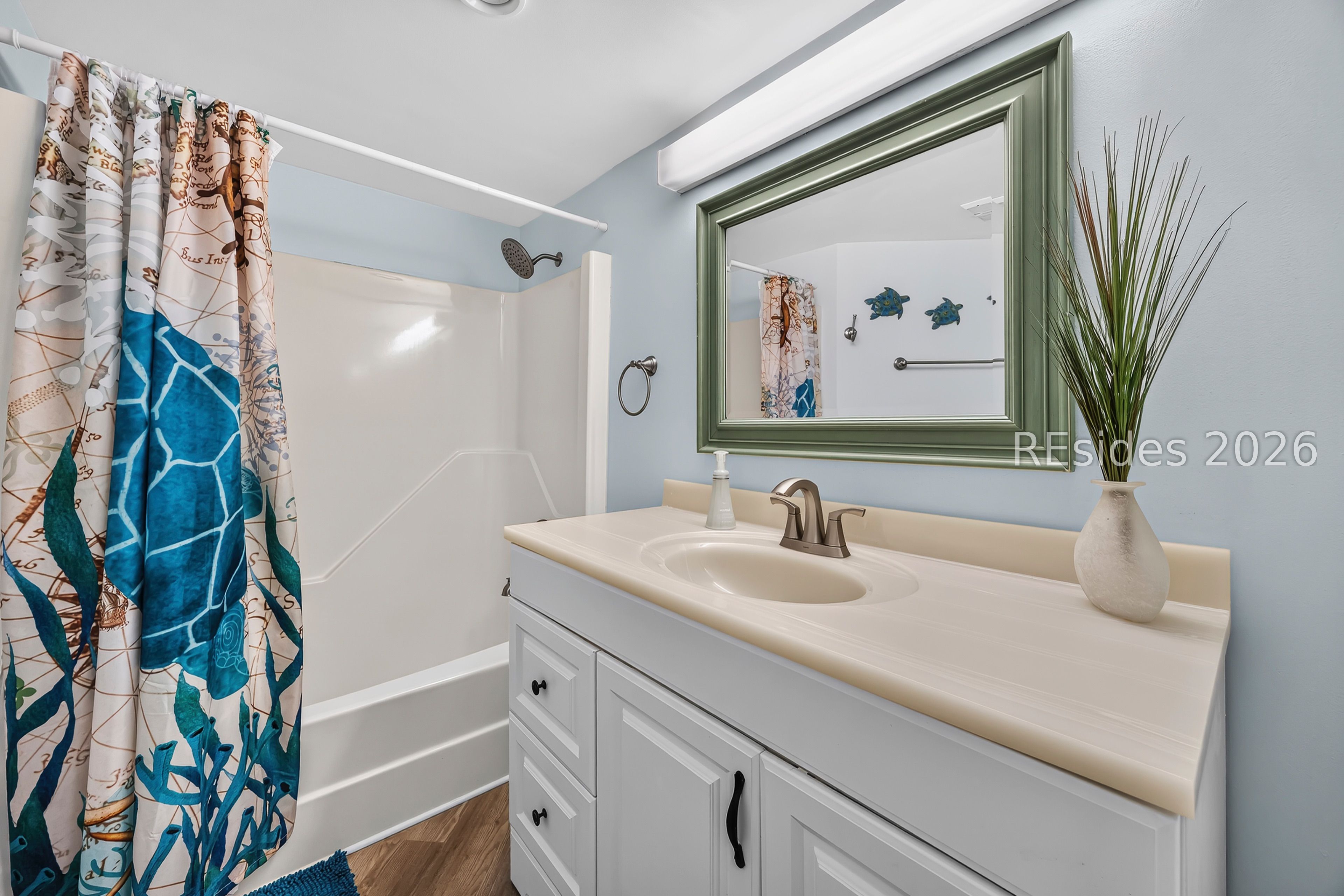 10 Lemoyne Avenue Unit: 413