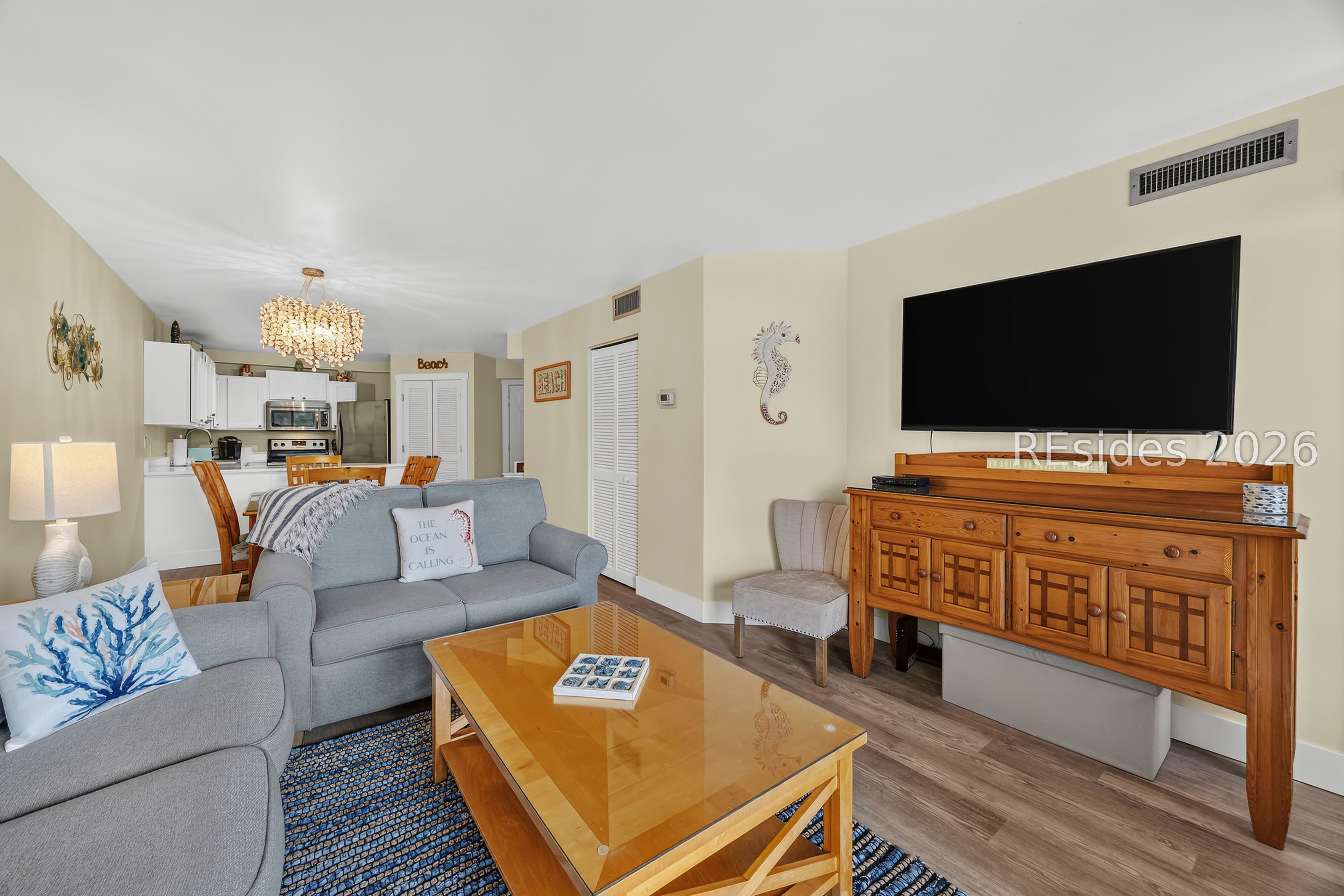 10 Lemoyne Avenue Unit: 413
