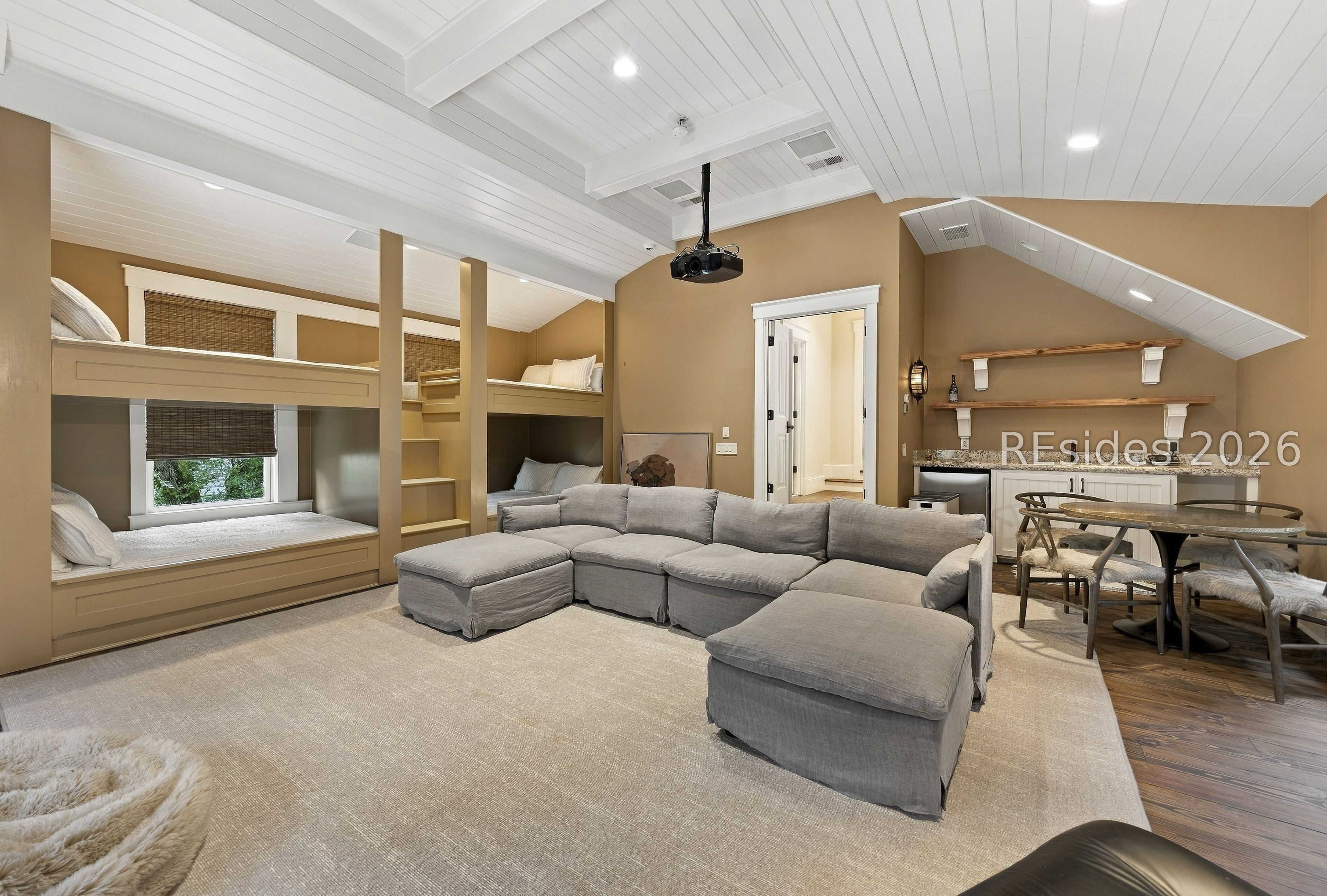 53 N Calibogue Cay Road