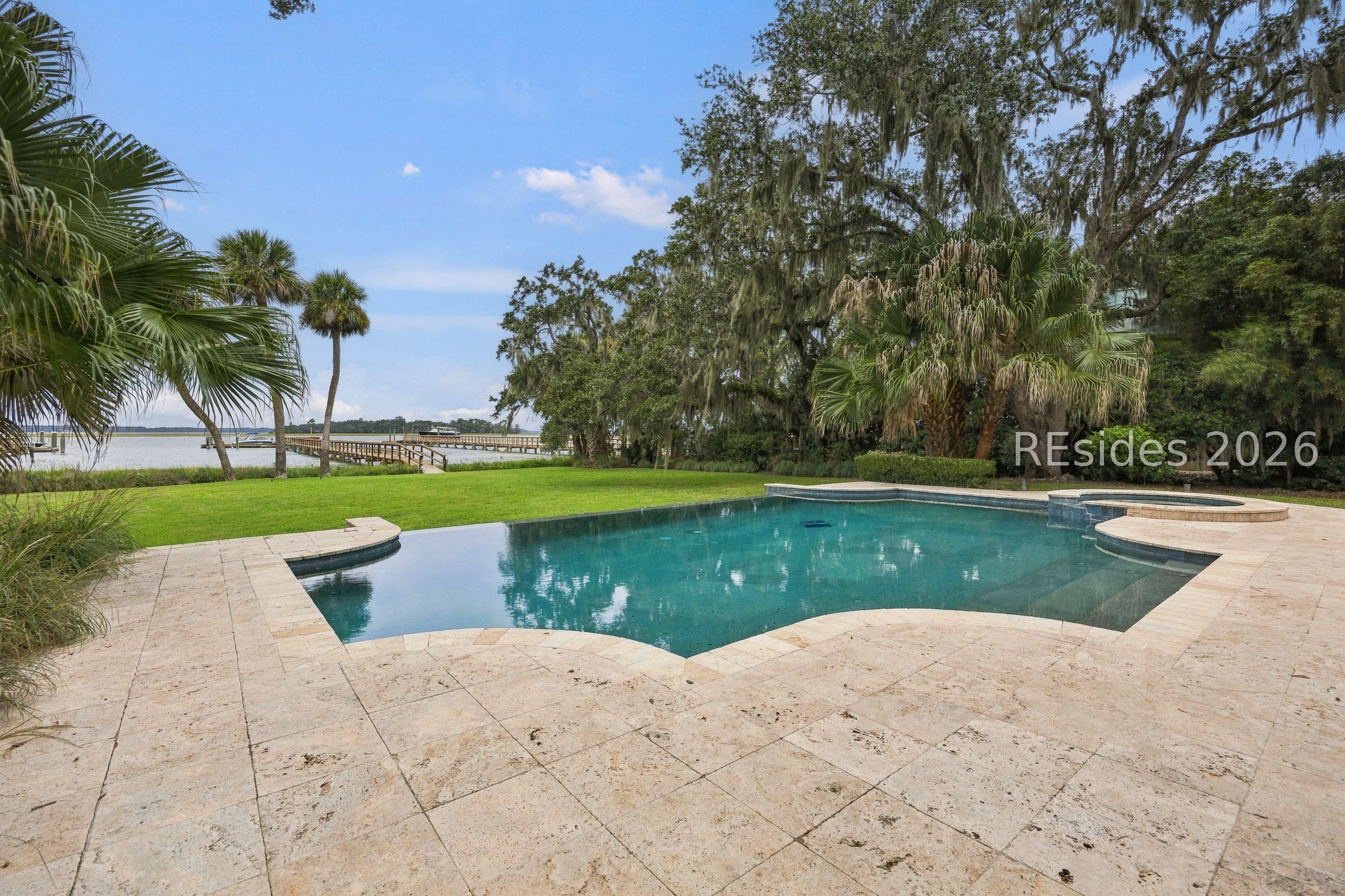 53 N Calibogue Cay Road