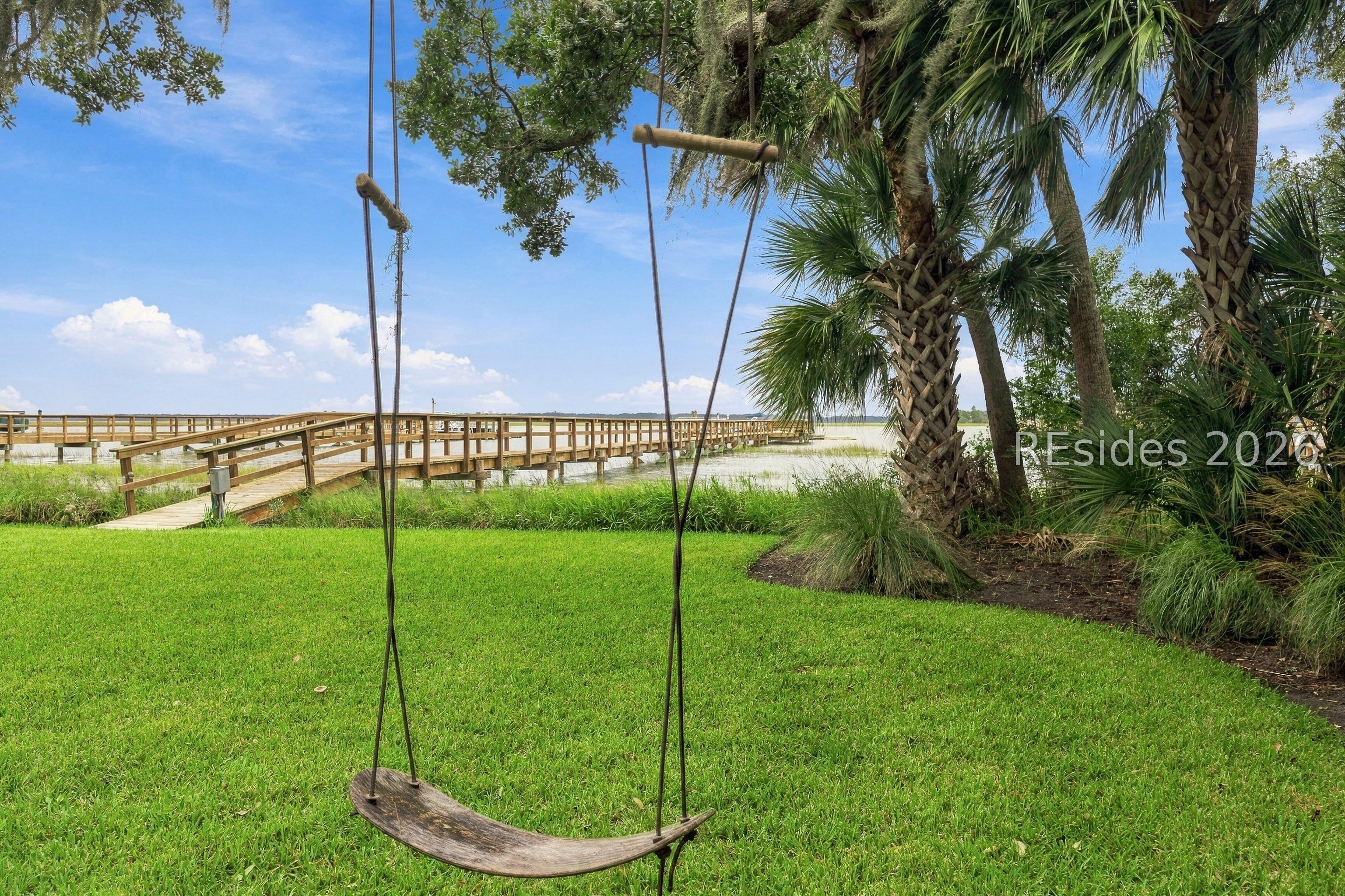 53 N Calibogue Cay Road