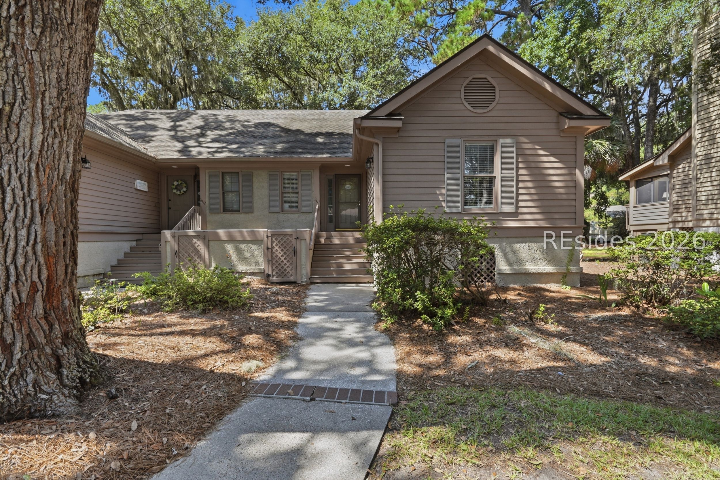 125 Greenwood Drive Unit: APT 3411