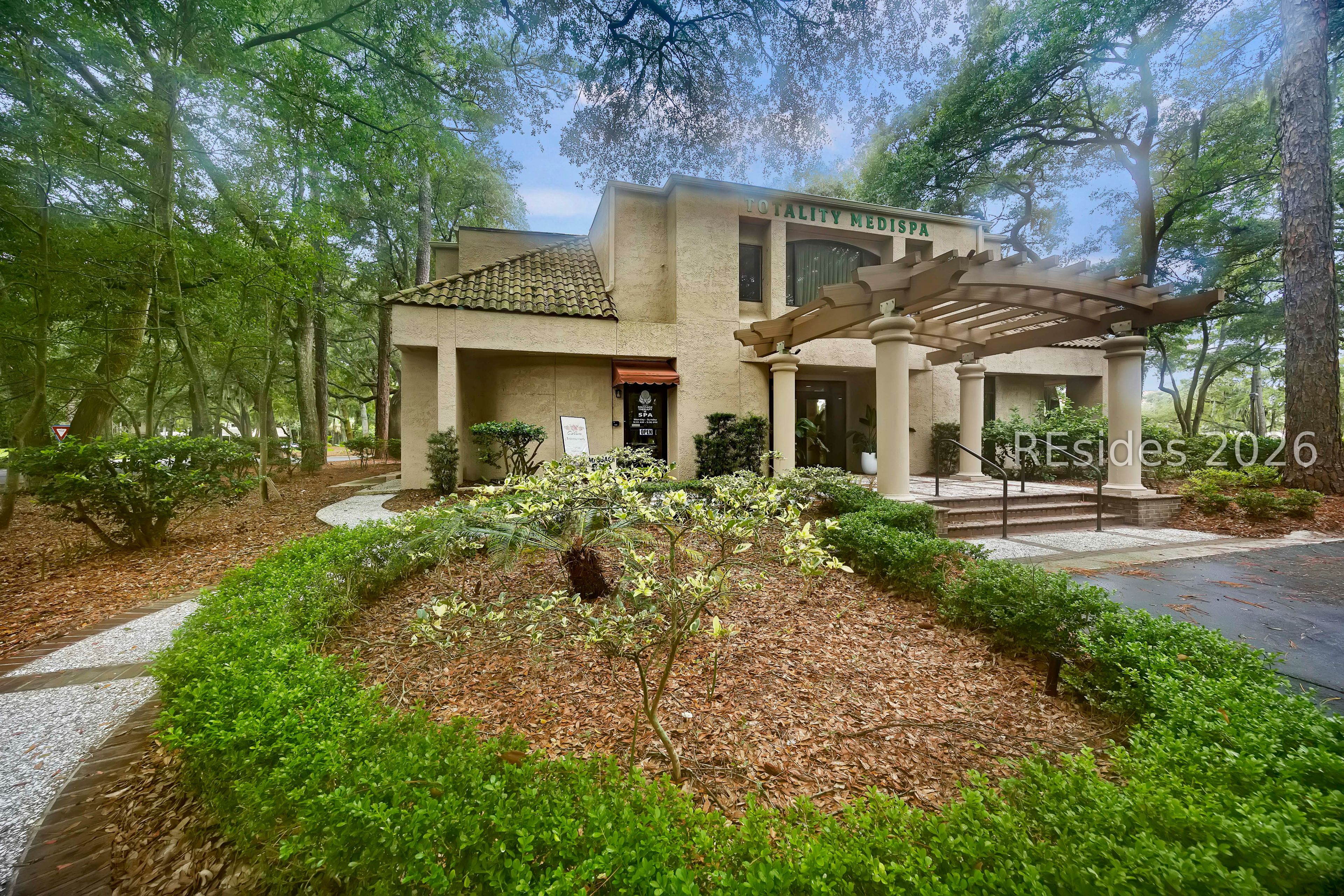 16 Shelter Cove Lane