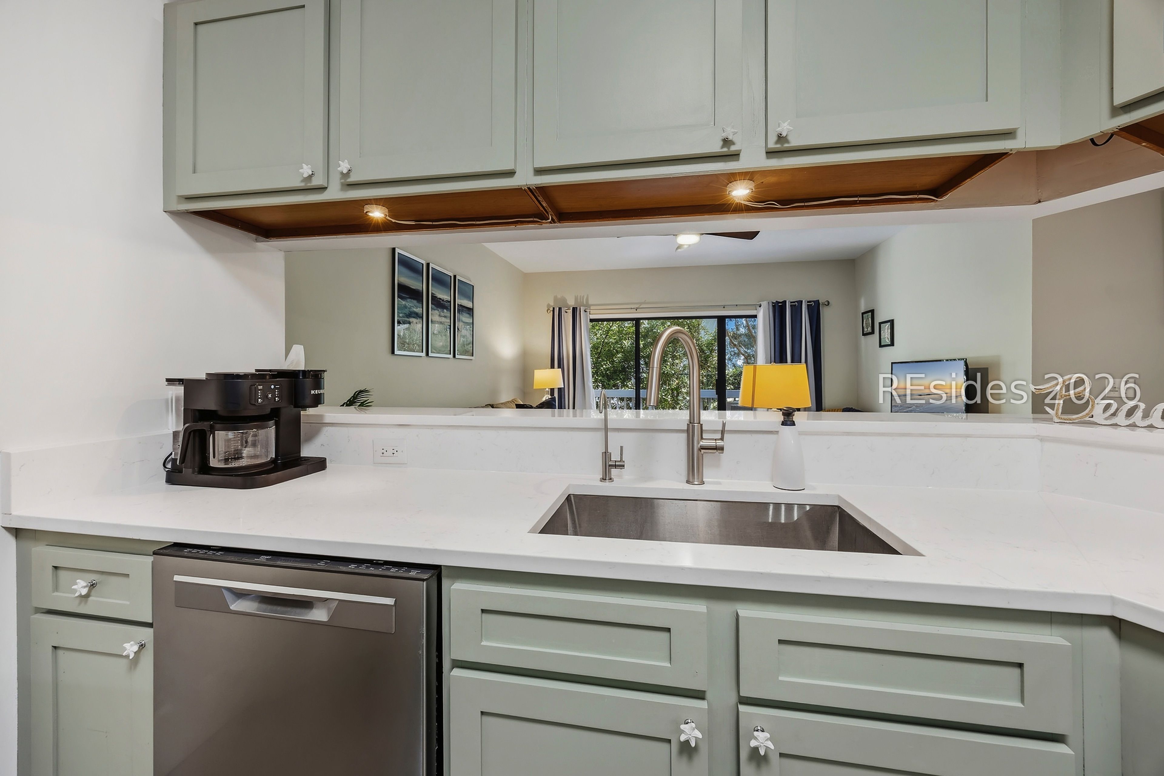 19 Lemoyne Avenue Unit: 69
