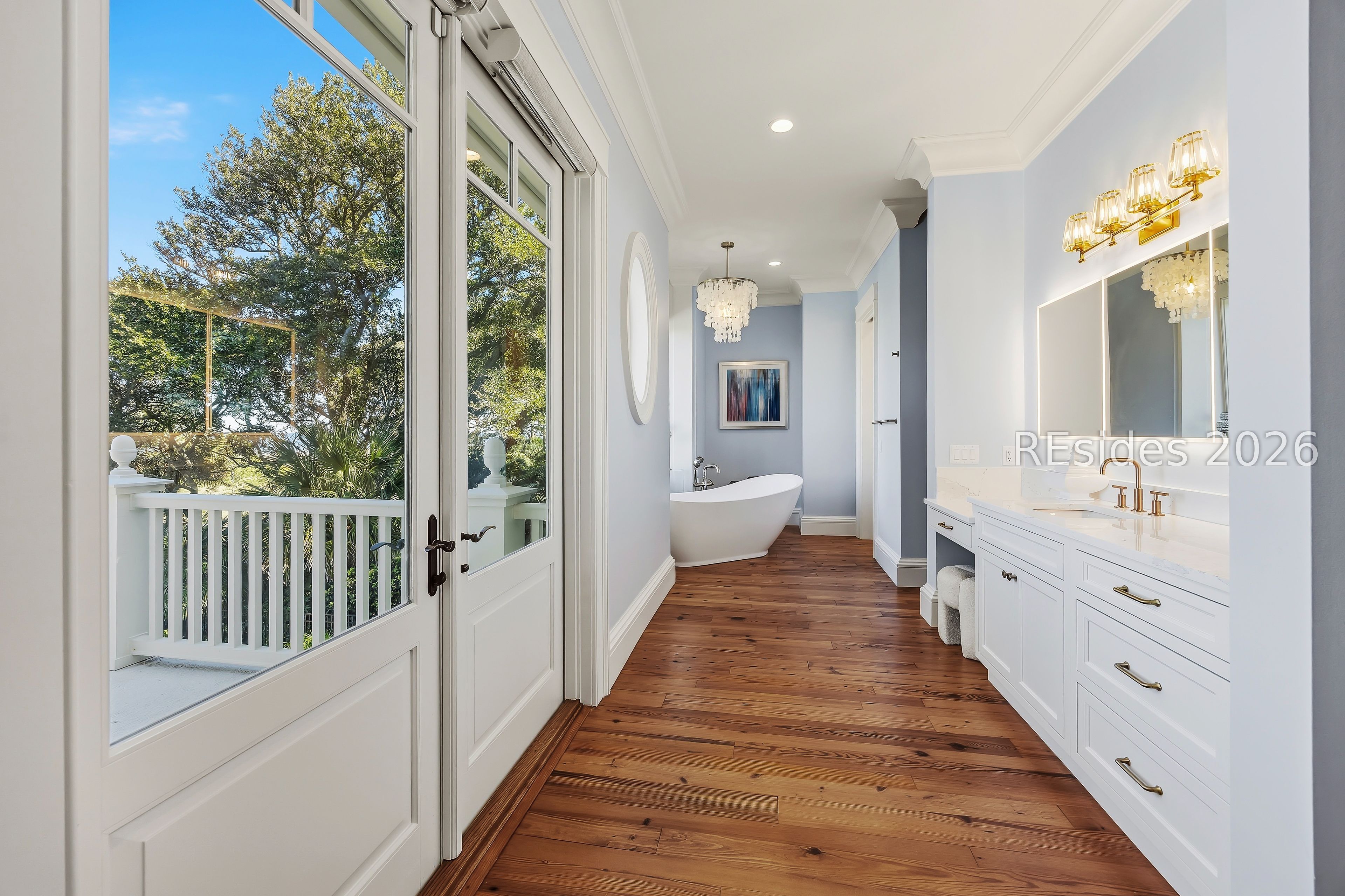 52 N Port Royal Drive