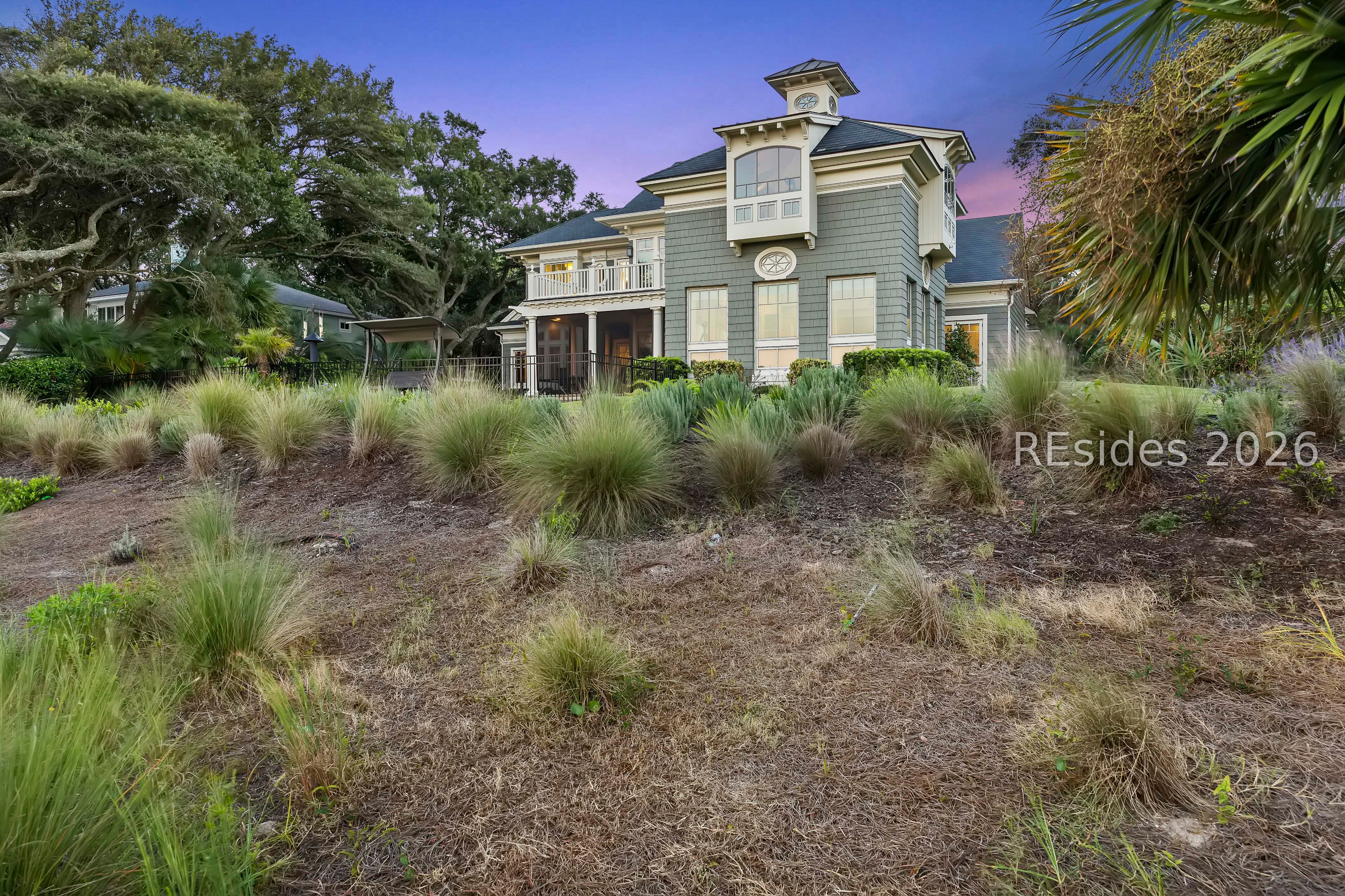 52 N Port Royal Drive