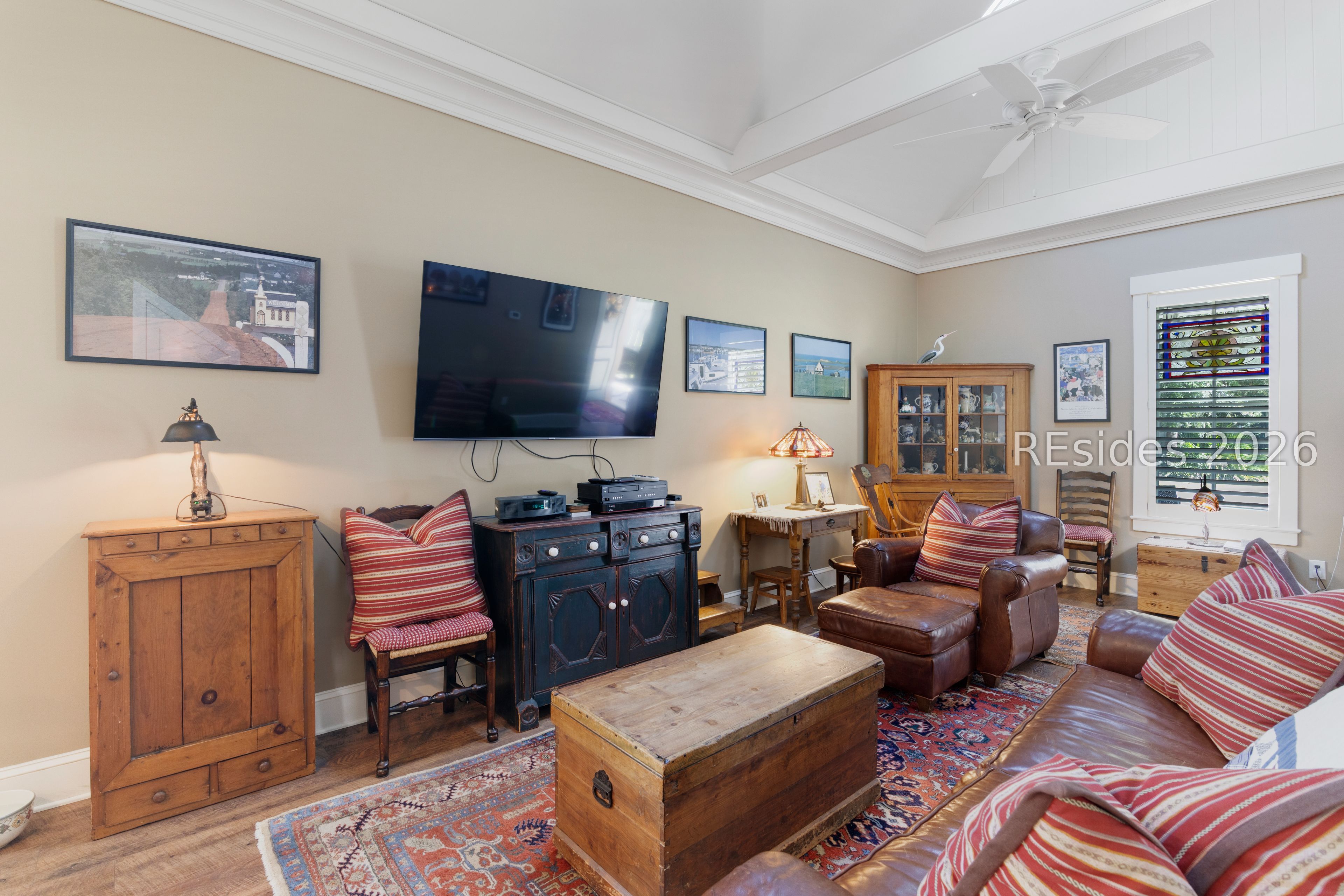 6 Ulmer Road