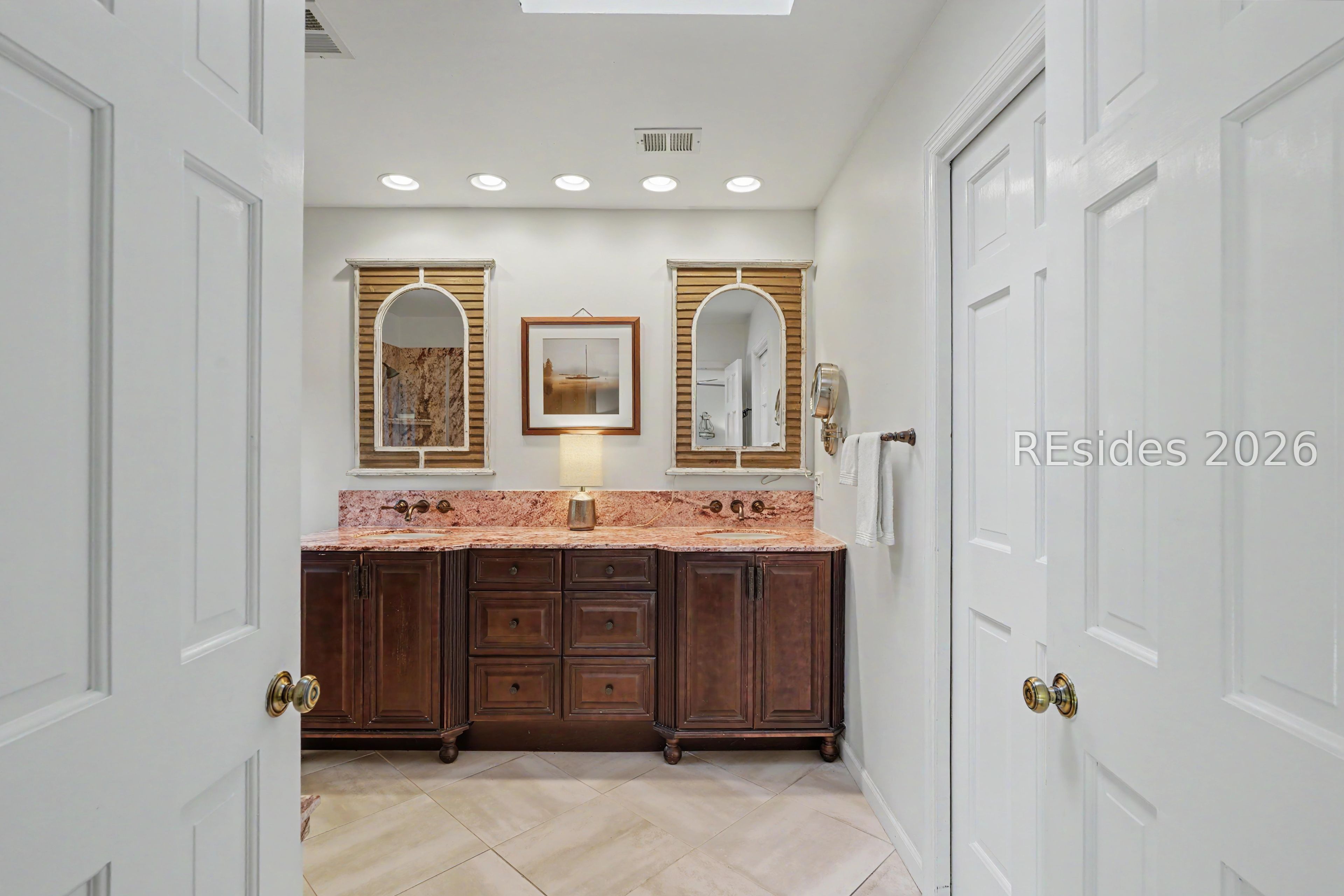 13 Cat Brier Lane