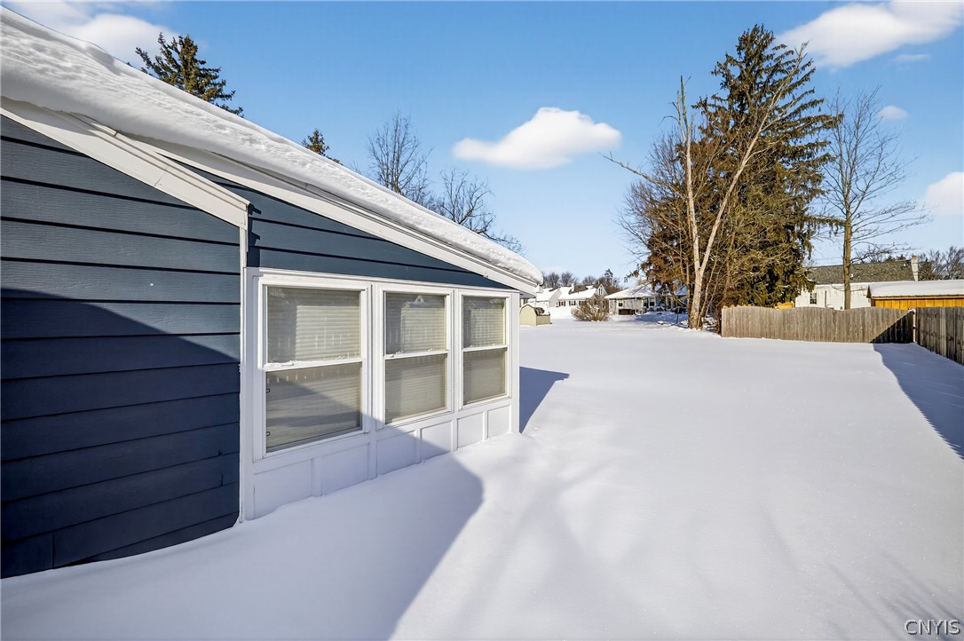 106 West Dauenhauer Street
