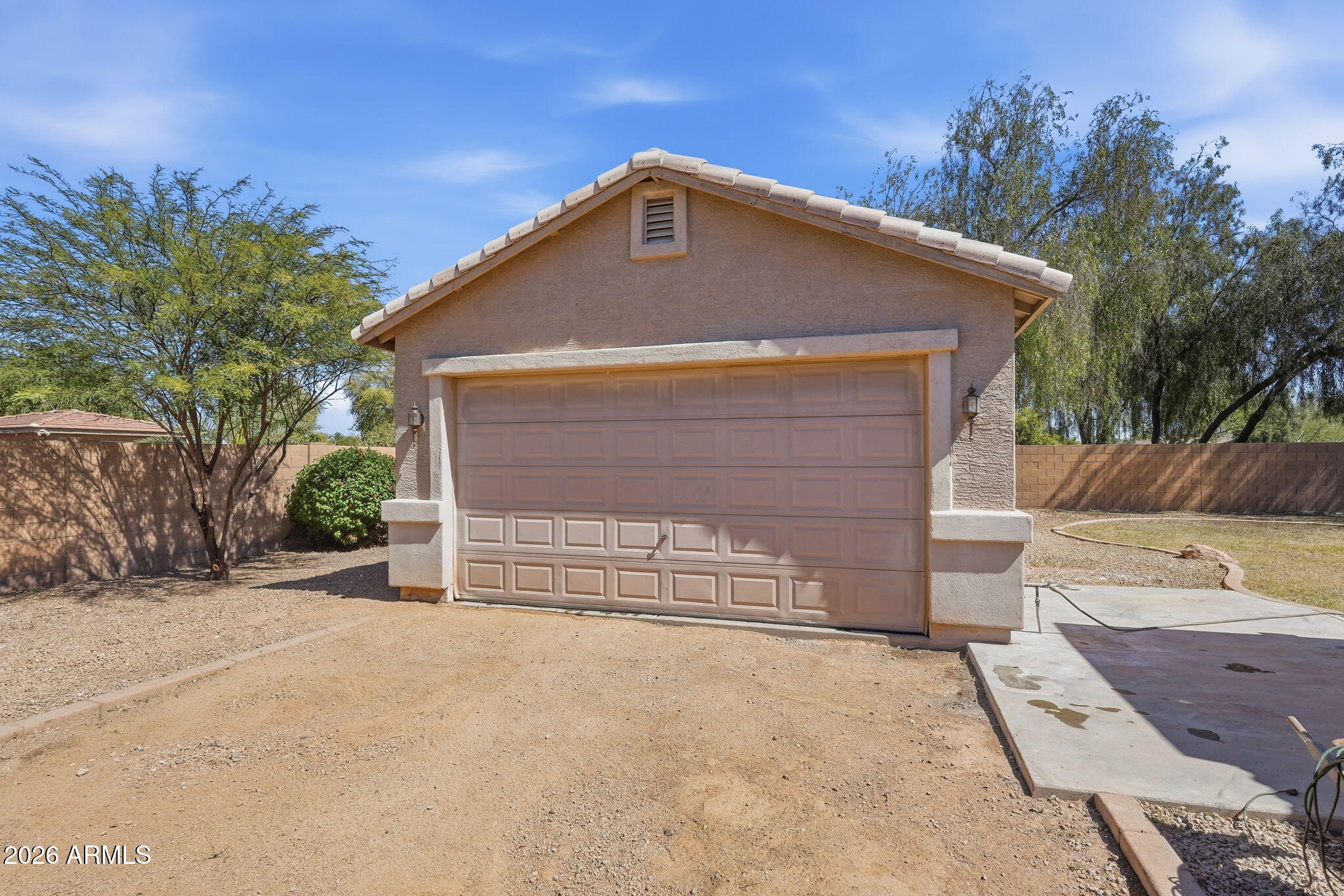 5515 N 83RD Drive