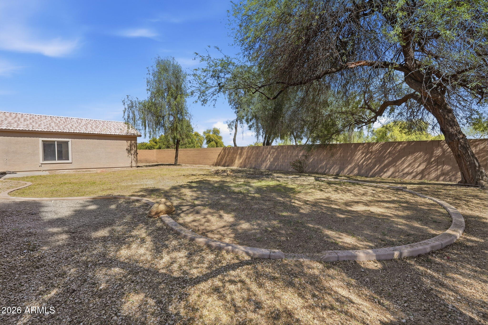 5515 N 83RD Drive