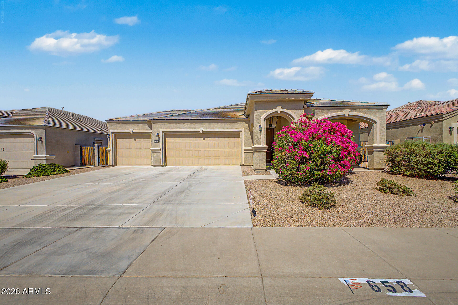 658 W BELMONT RED Trail