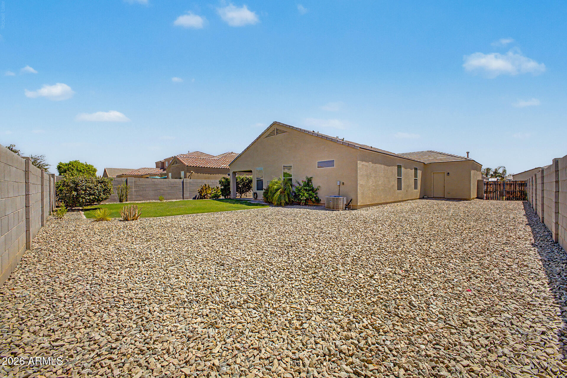 658 W BELMONT RED Trail