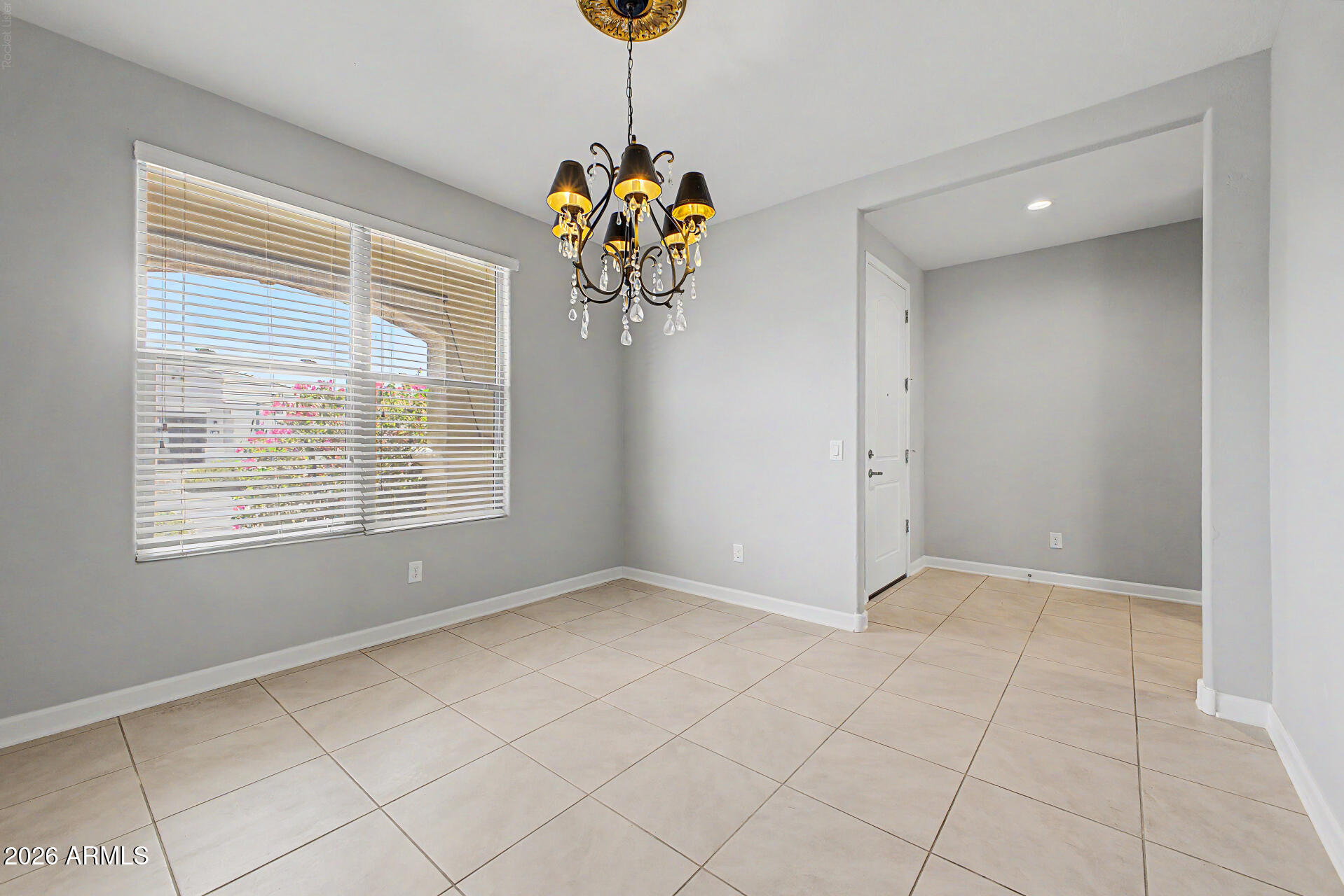 658 W BELMONT RED Trail