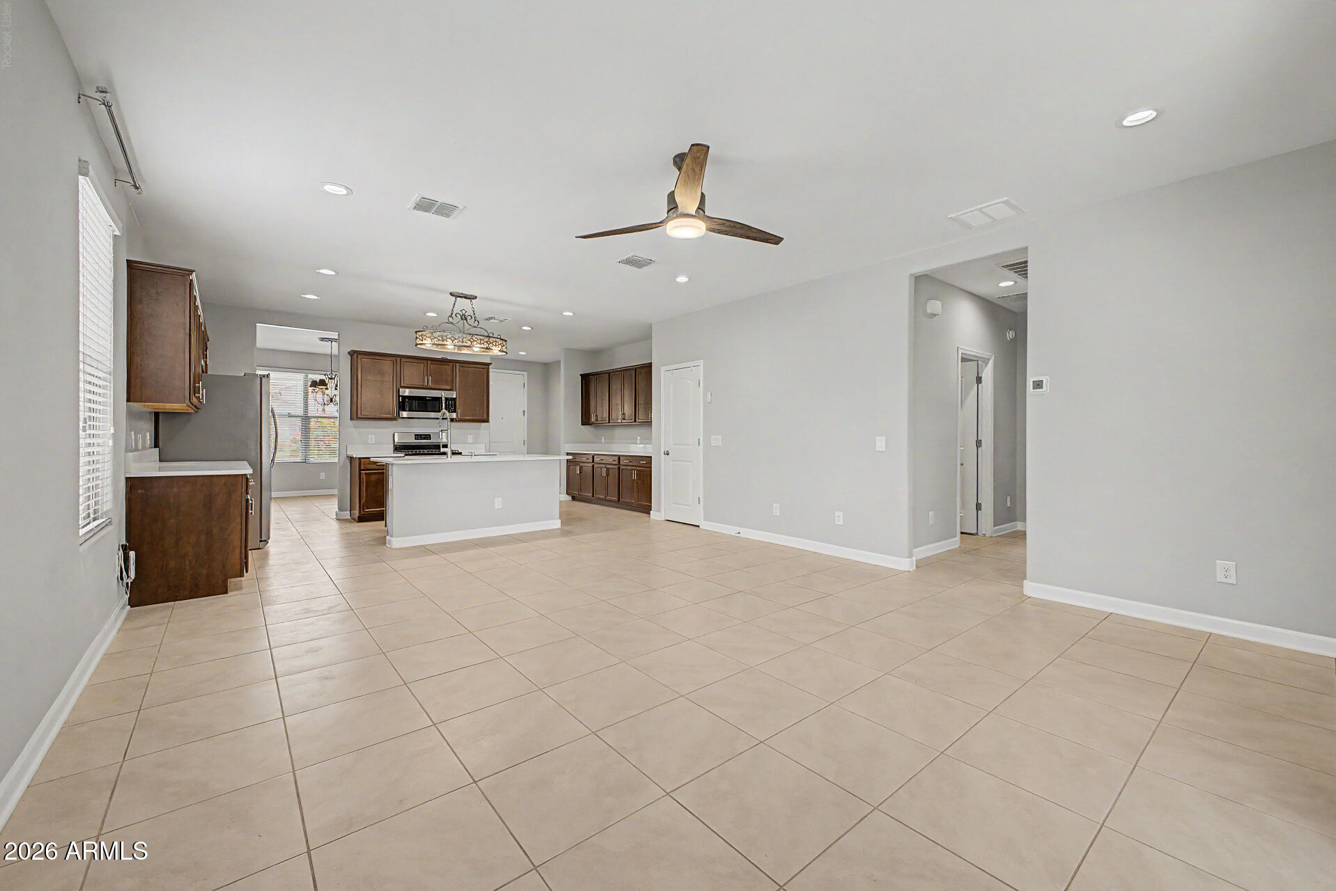 658 W BELMONT RED Trail