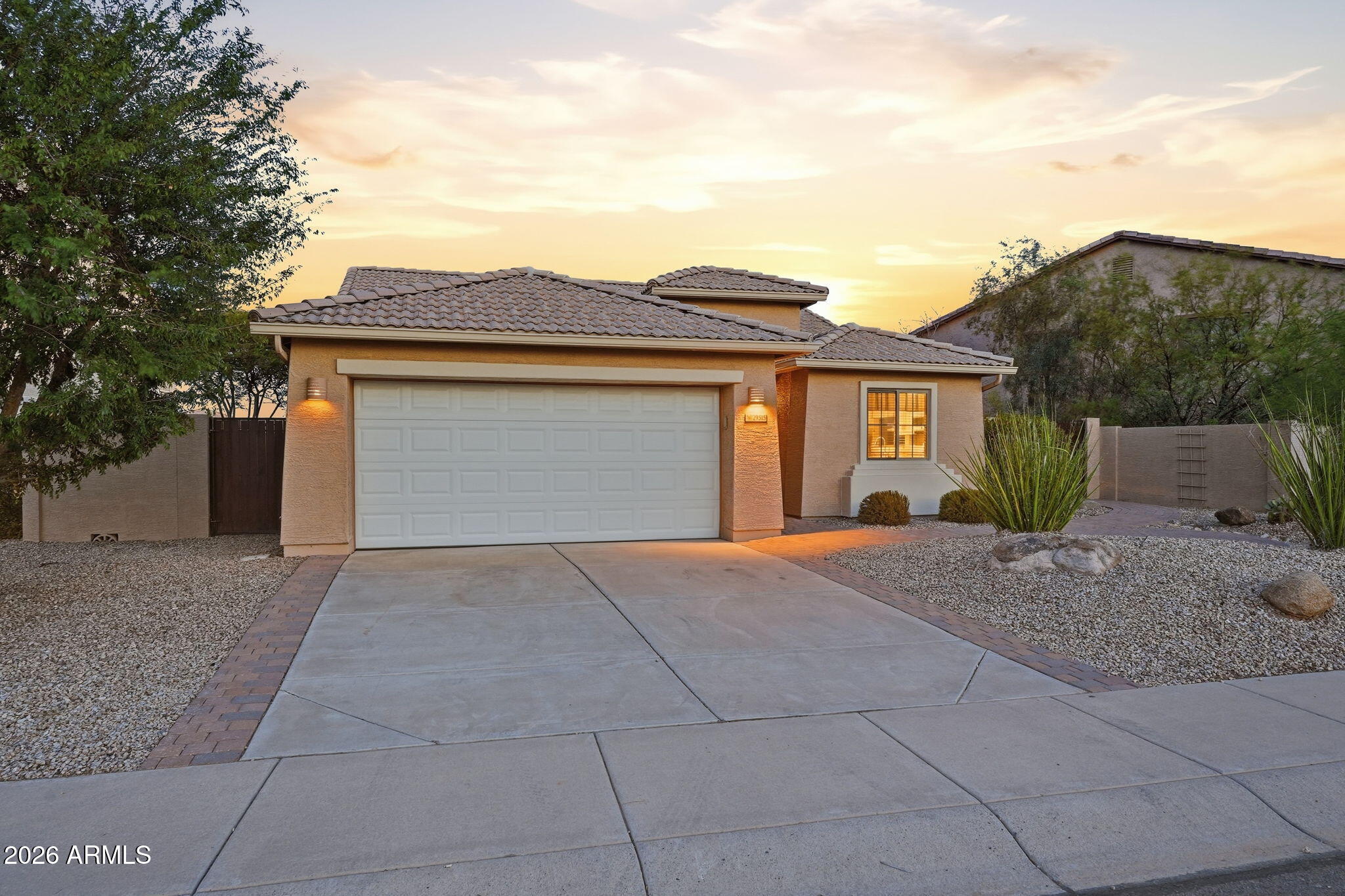 29515 N LITTLE LEAF Drive