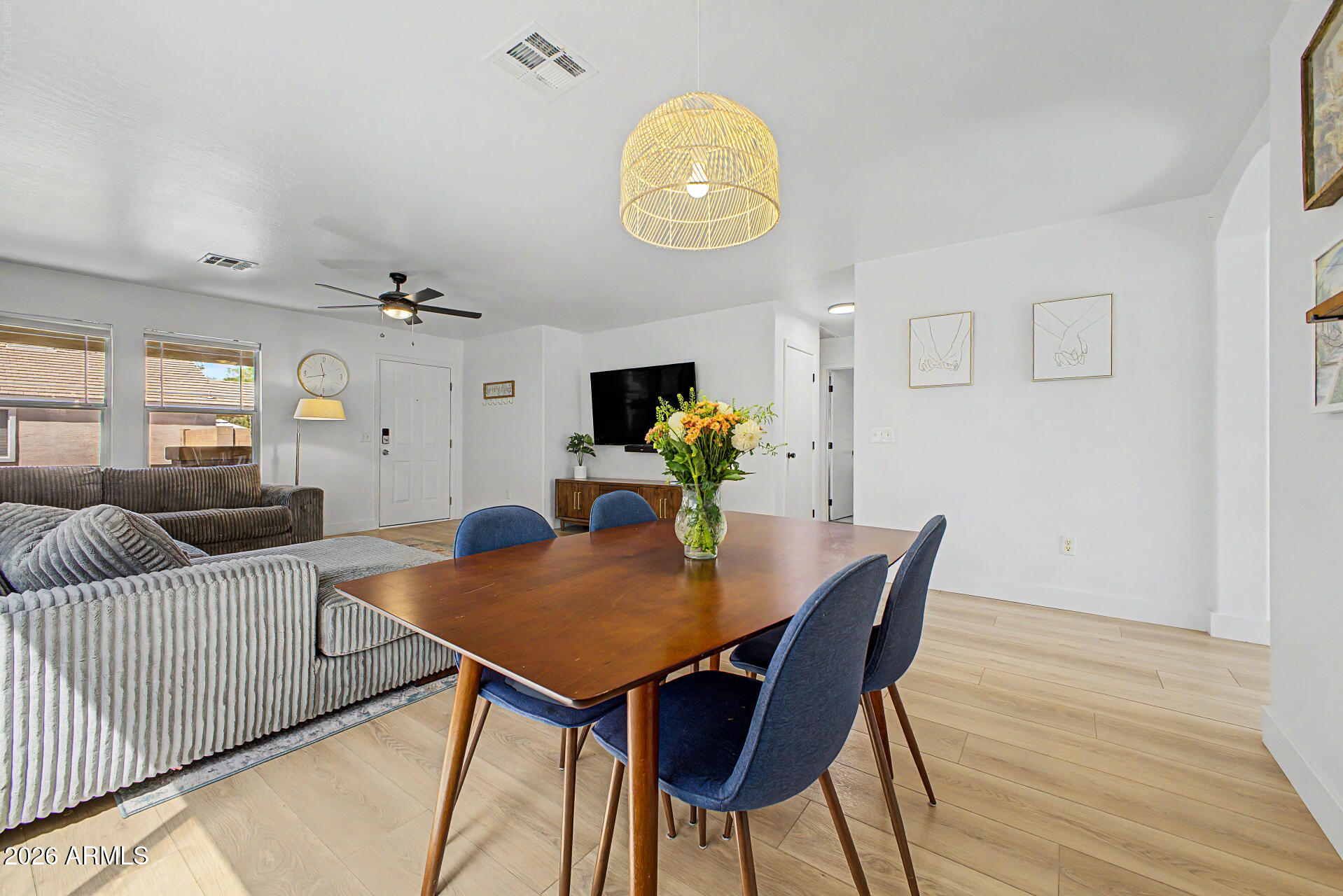 2253 S GORDON