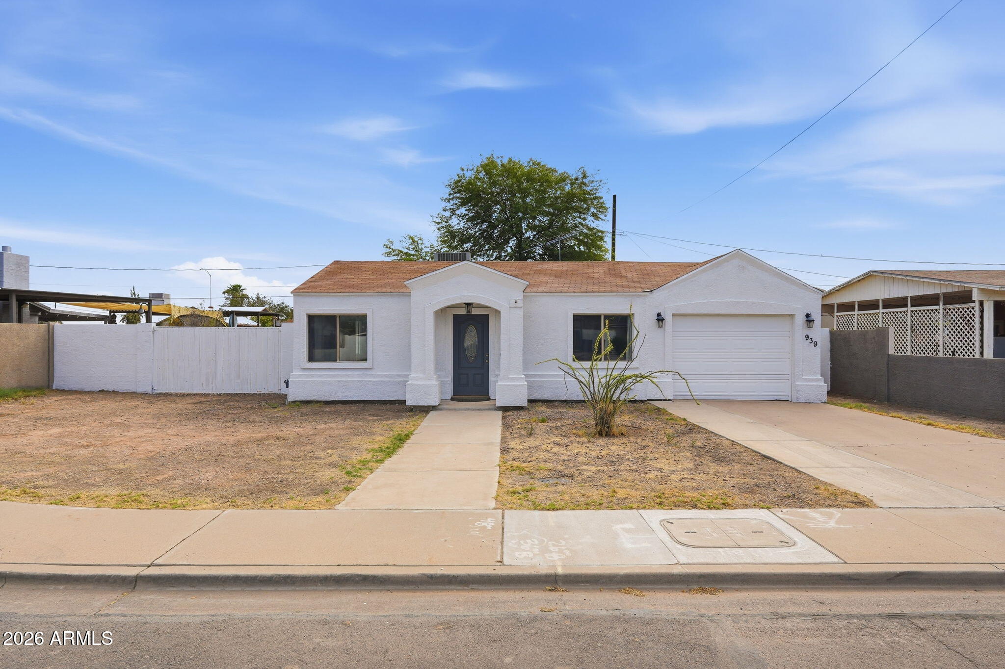 939 S PIONEER