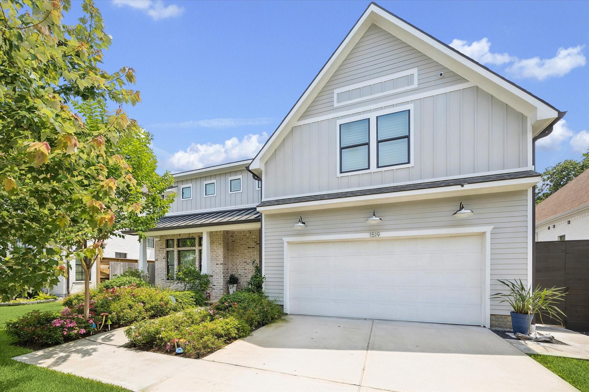 1519 Richelieu Lane