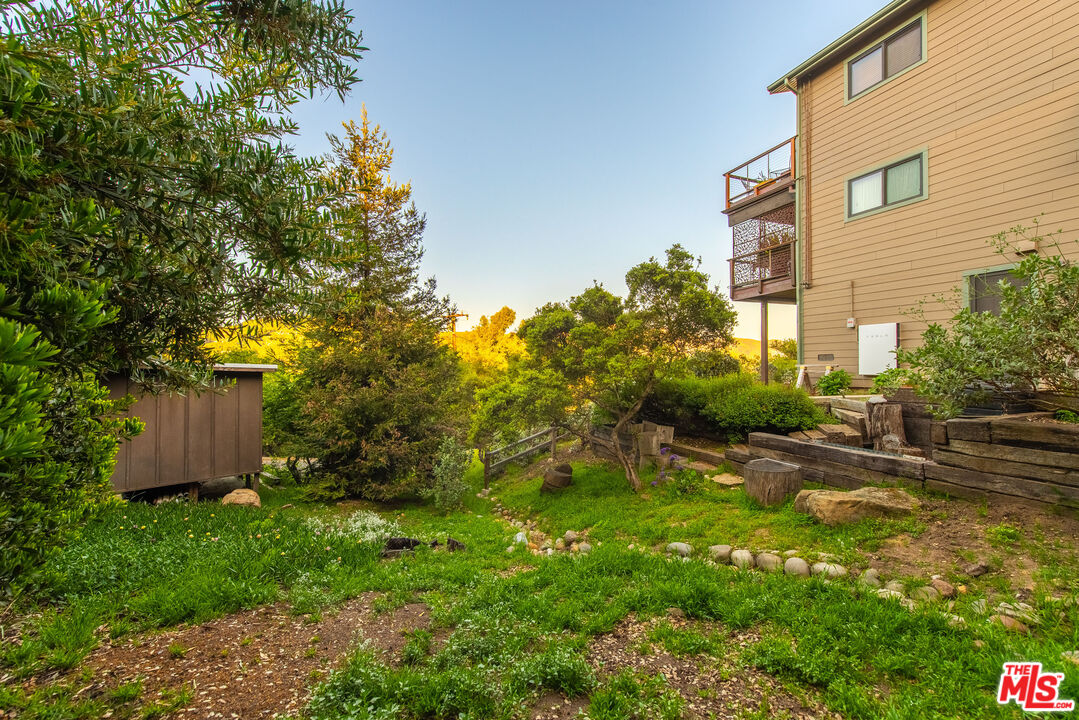 19818 Valley View Dr