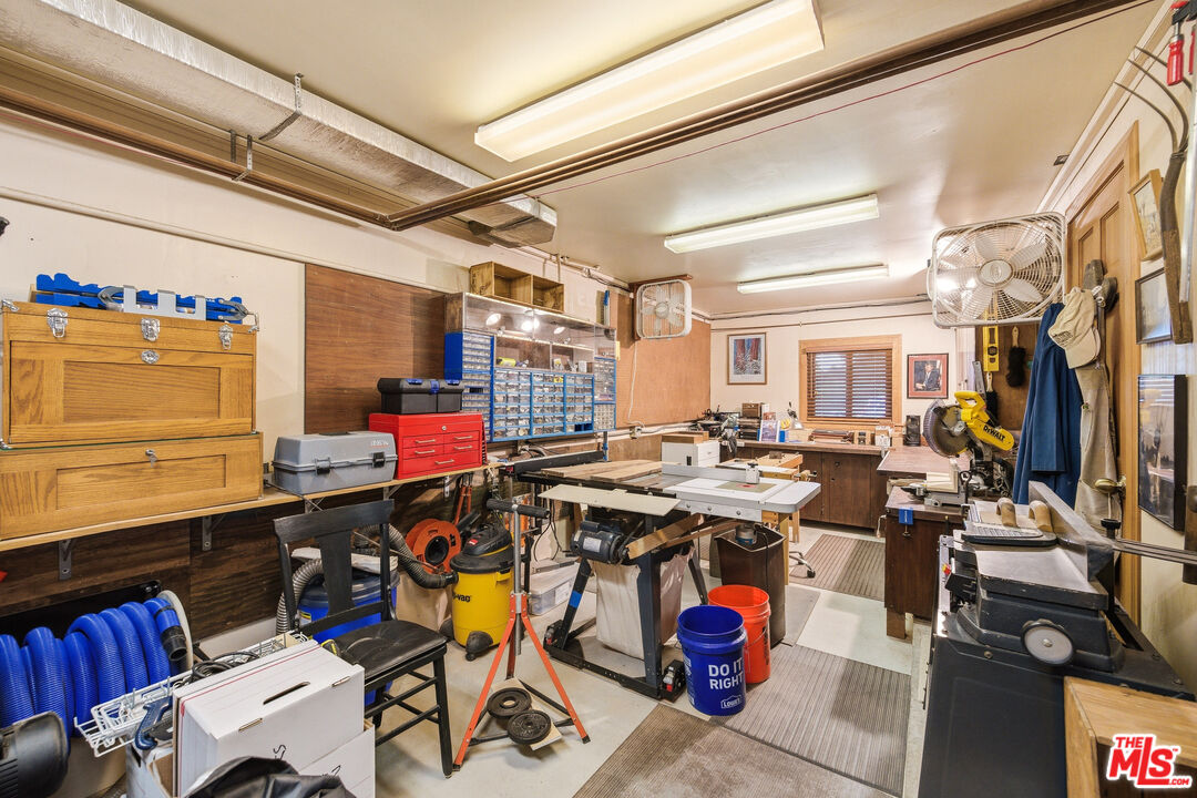 19818 Valley View Dr