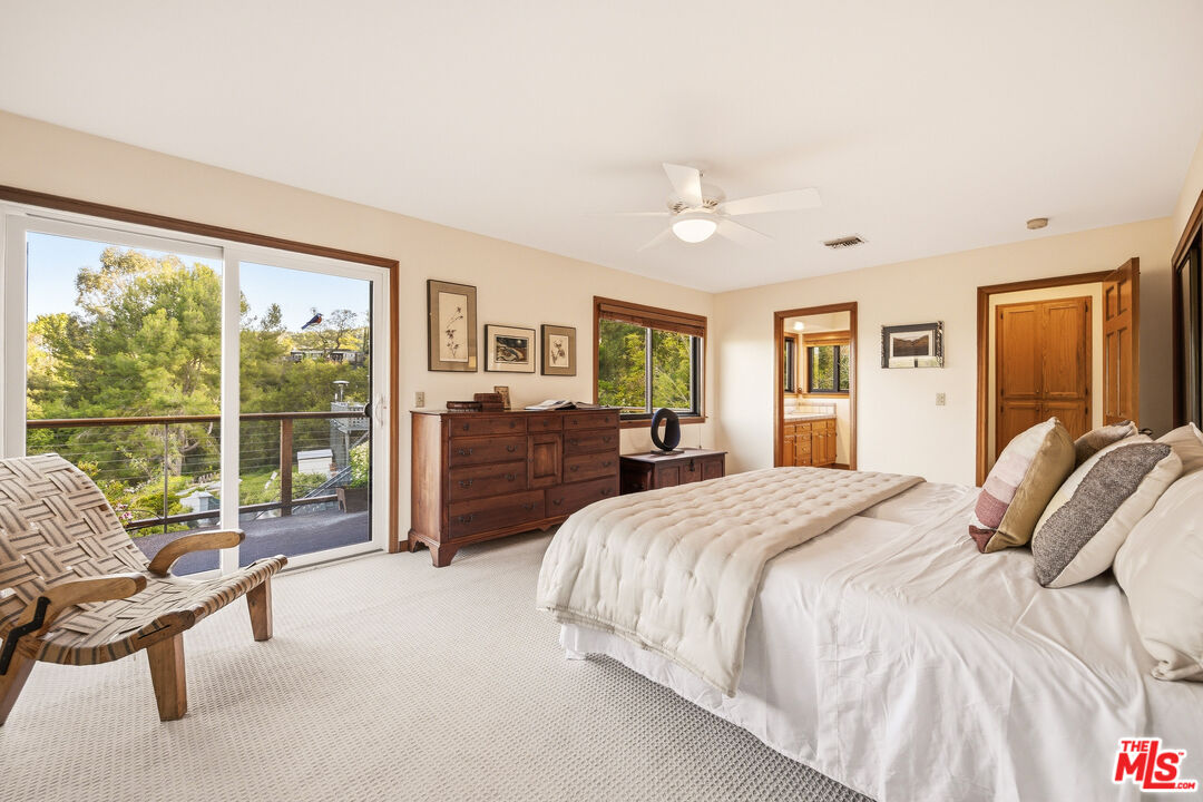 19818 Valley View Dr