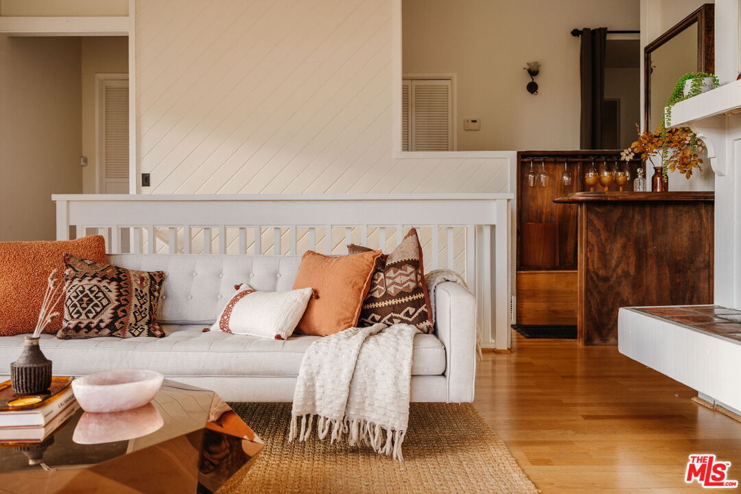 2239 Topanga Skyline Dr