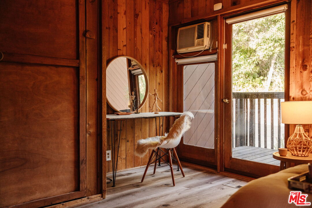 2239 Topanga Skyline Dr