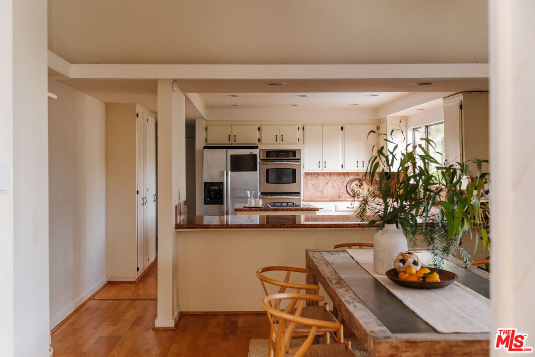 2239 Topanga Skyline Dr