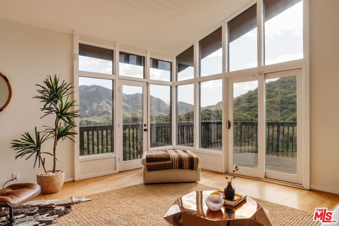 2239 Topanga Skyline Dr