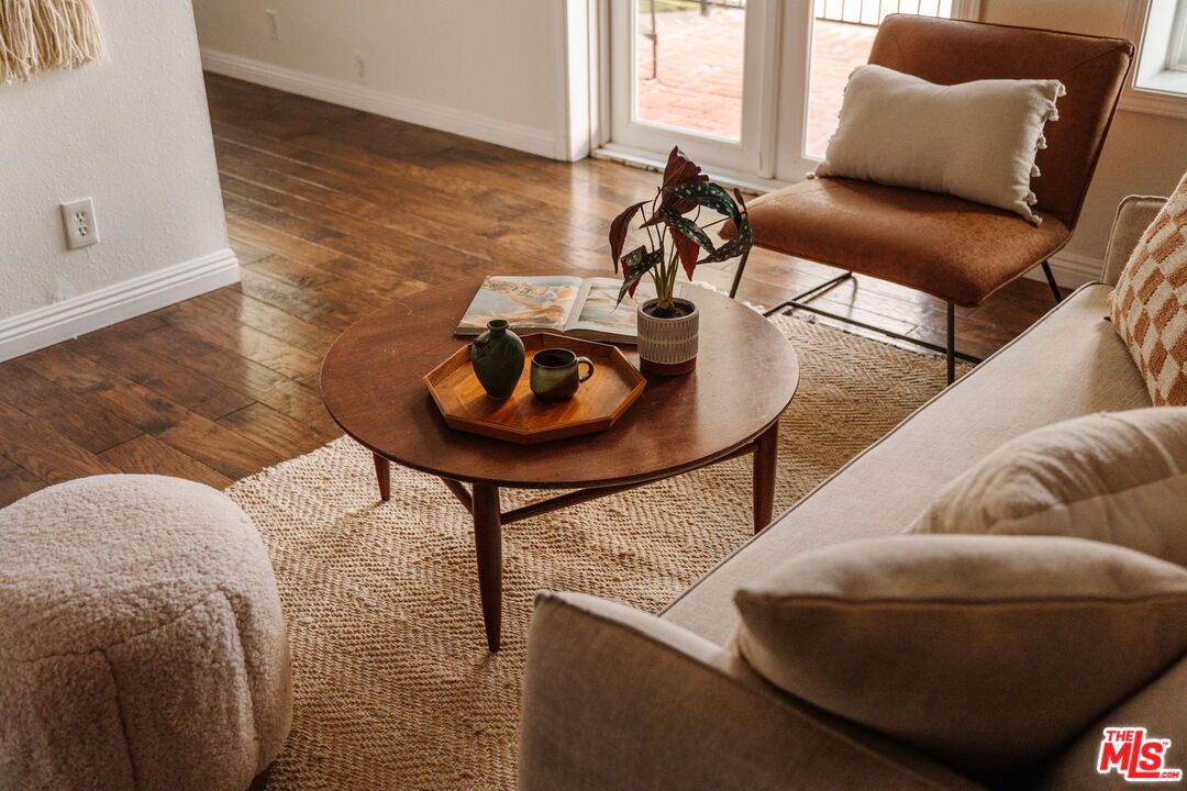 2239 Topanga Skyline Dr