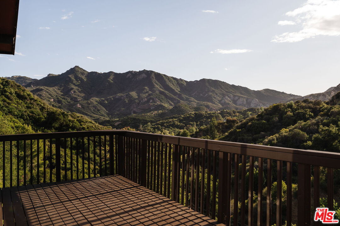 2239 Topanga Skyline Dr