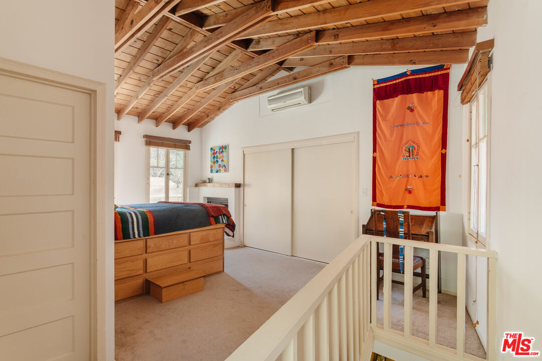 922 Old Topanga Canyon Rd