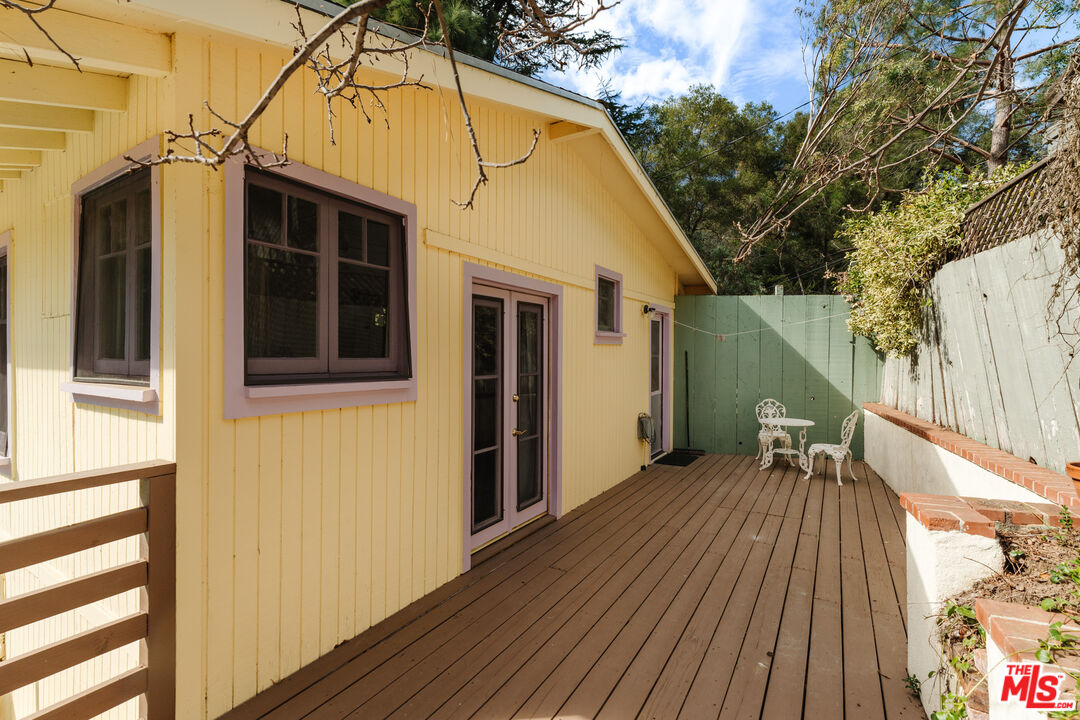 922 Old Topanga Canyon Rd