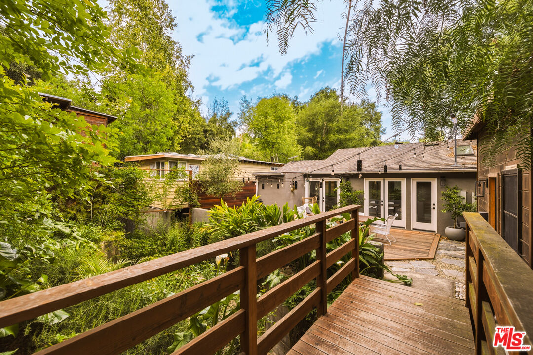 2421 Liberty Ln