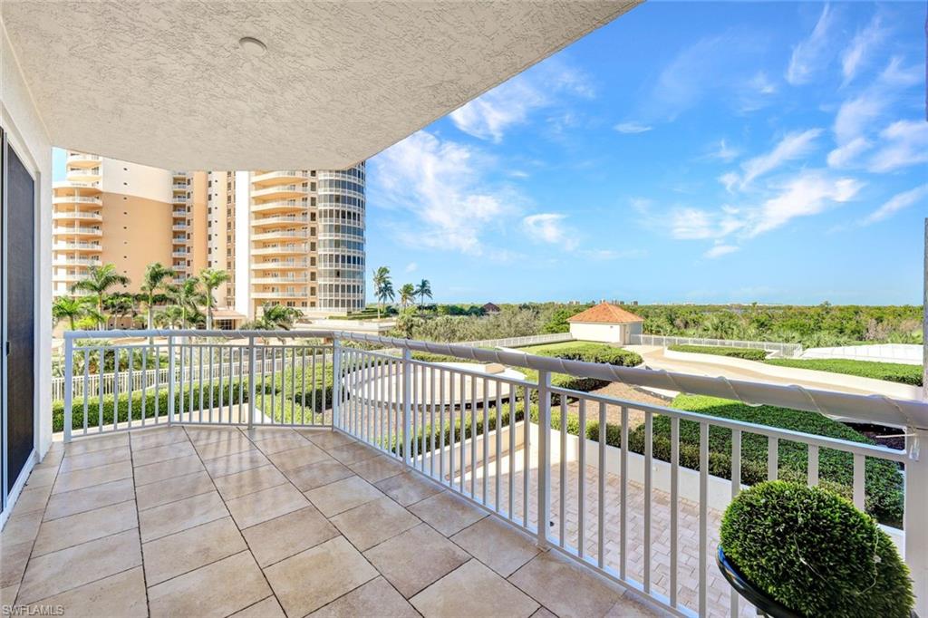 4951 Bonita Bay BLVD # 401