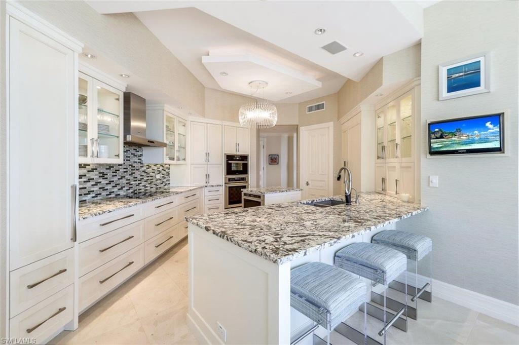 8990 Bay Colony DR # 1502 Unit: PH 1502