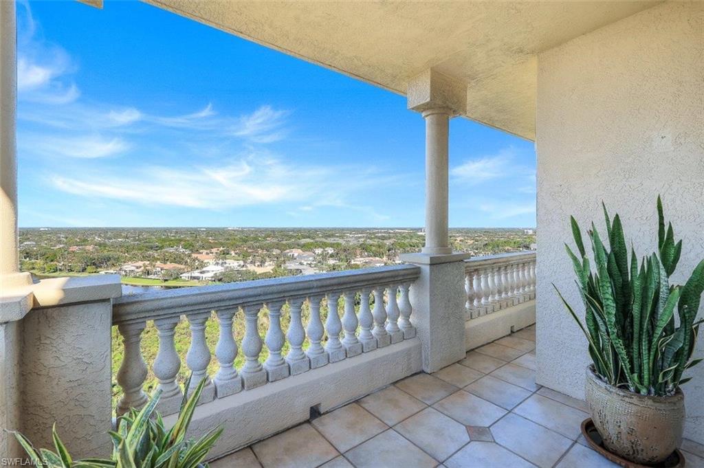 8990 Bay Colony DR # 1502 Unit: PH 1502